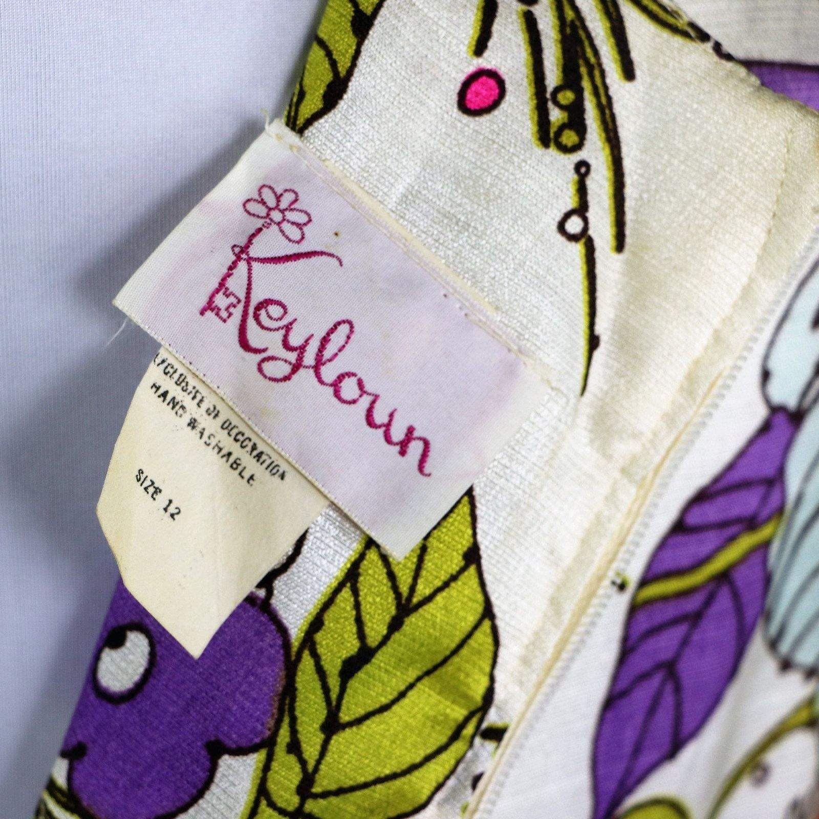 Vintage Vintage 1960s Keyloun Geometric Floral Print Maxi SM/Med Size S / US 4 / IT 40 - 10 Thumbnail