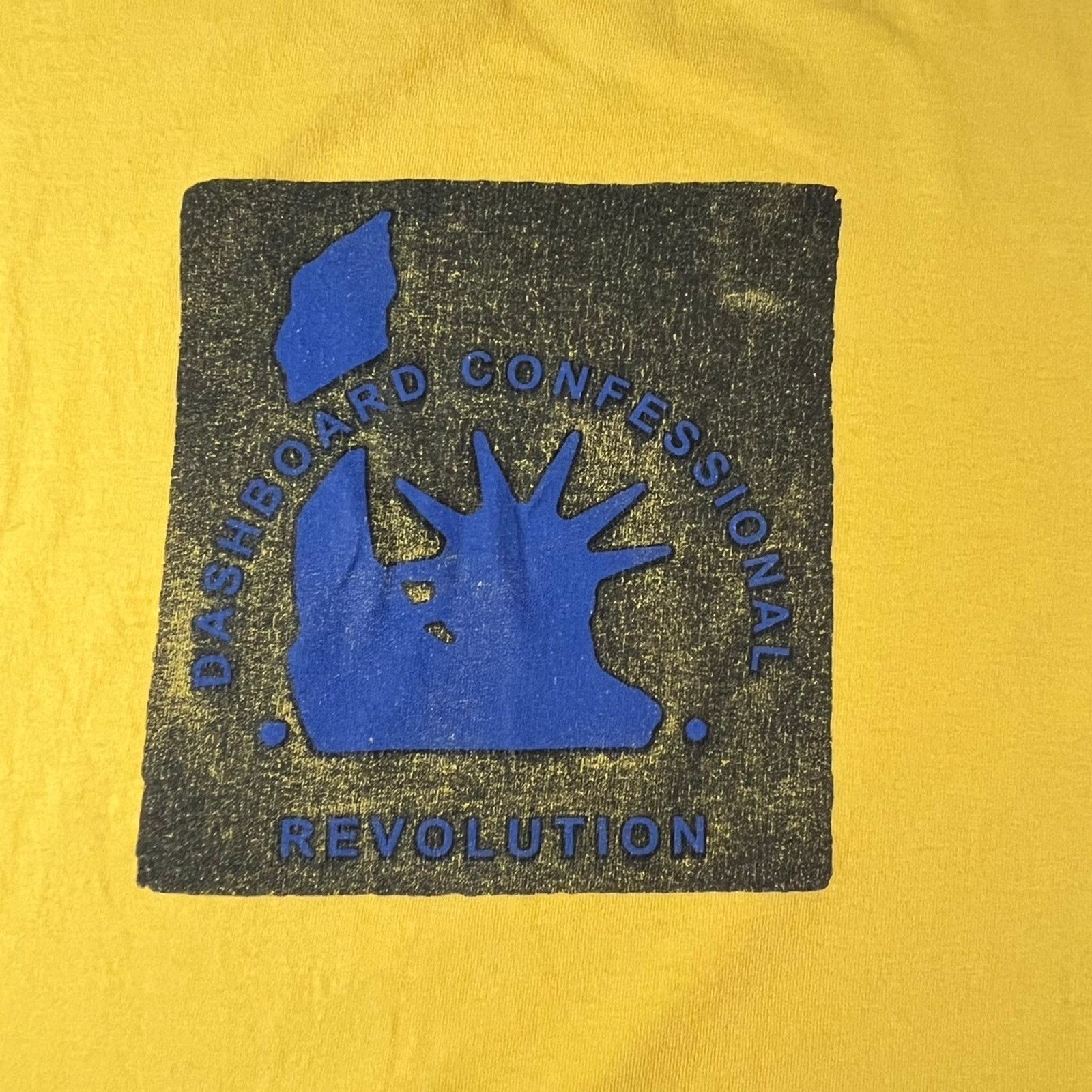 Band Tees × Vintage Vintage 1990’s Dashboard Confessional Revolution Tshirt Med Size US M / EU 48-50 / 2 - 3 Thumbnail
