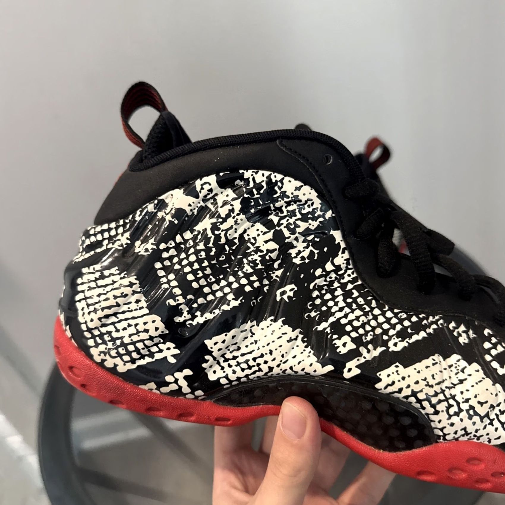Nike Nike Air Foamposite One Albino Snakeskin Sneakers Size 8.5 314996-101 No Insoles Size US 9 / EU 42 - 2 Thumbnail