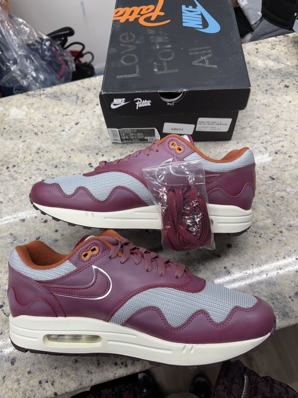 Nike Nike Air Max 1 Metallics Size US 12 / EU 45 - 2 Thumbnail