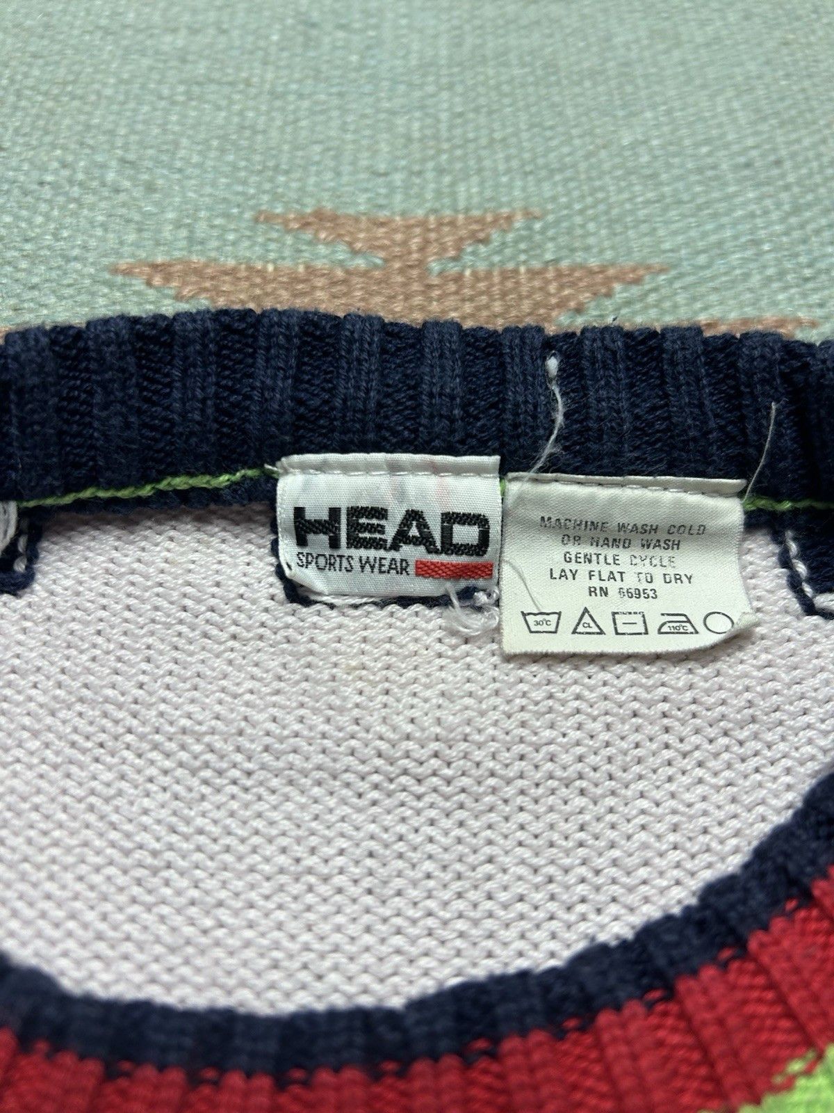 Vintage Vtg 80s head sportswear knit sweater ski snow stars boxy M Size US M / EU 48-50 / 2 - 7 Thumbnail