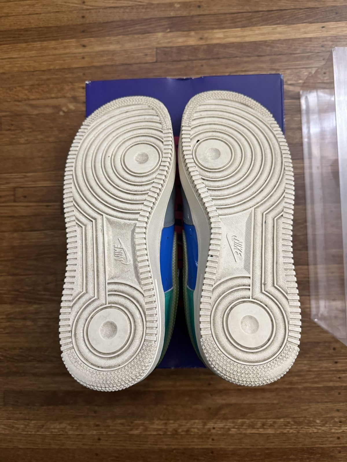 Nike × Undefeated Air Force 1 Topaz Gold Size US 9 / EU 42 - 4 Thumbnail