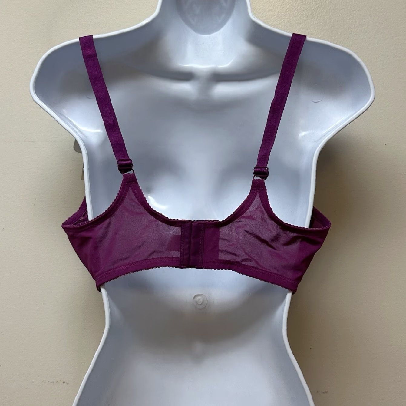 Vintage **Vintage Wacoal Purple Bullet Bra Size 36DD NEW NOS** User: New title: **Vintage Wacoal Purple Lace Bullet Bra Size 36DD NEW NOS** Size ONE SIZE - 4 Thumbnail