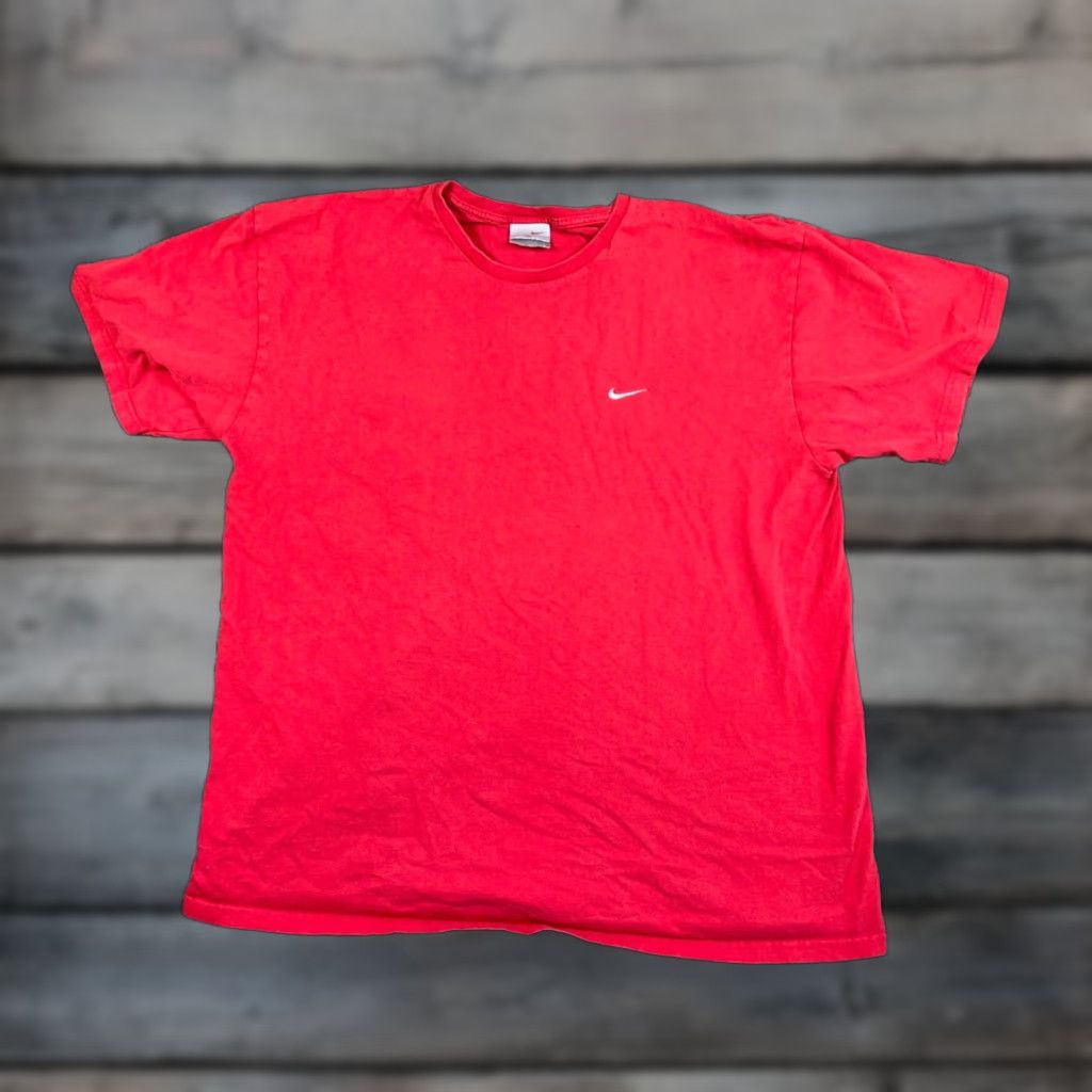 Nike VINTAGE Nike Swoosh T-Shirt Adult XL Red Crewneck Gray Tag Y2K Solid Blank Check Size US XL / EU 56 / 4 - 1 Thumbnail