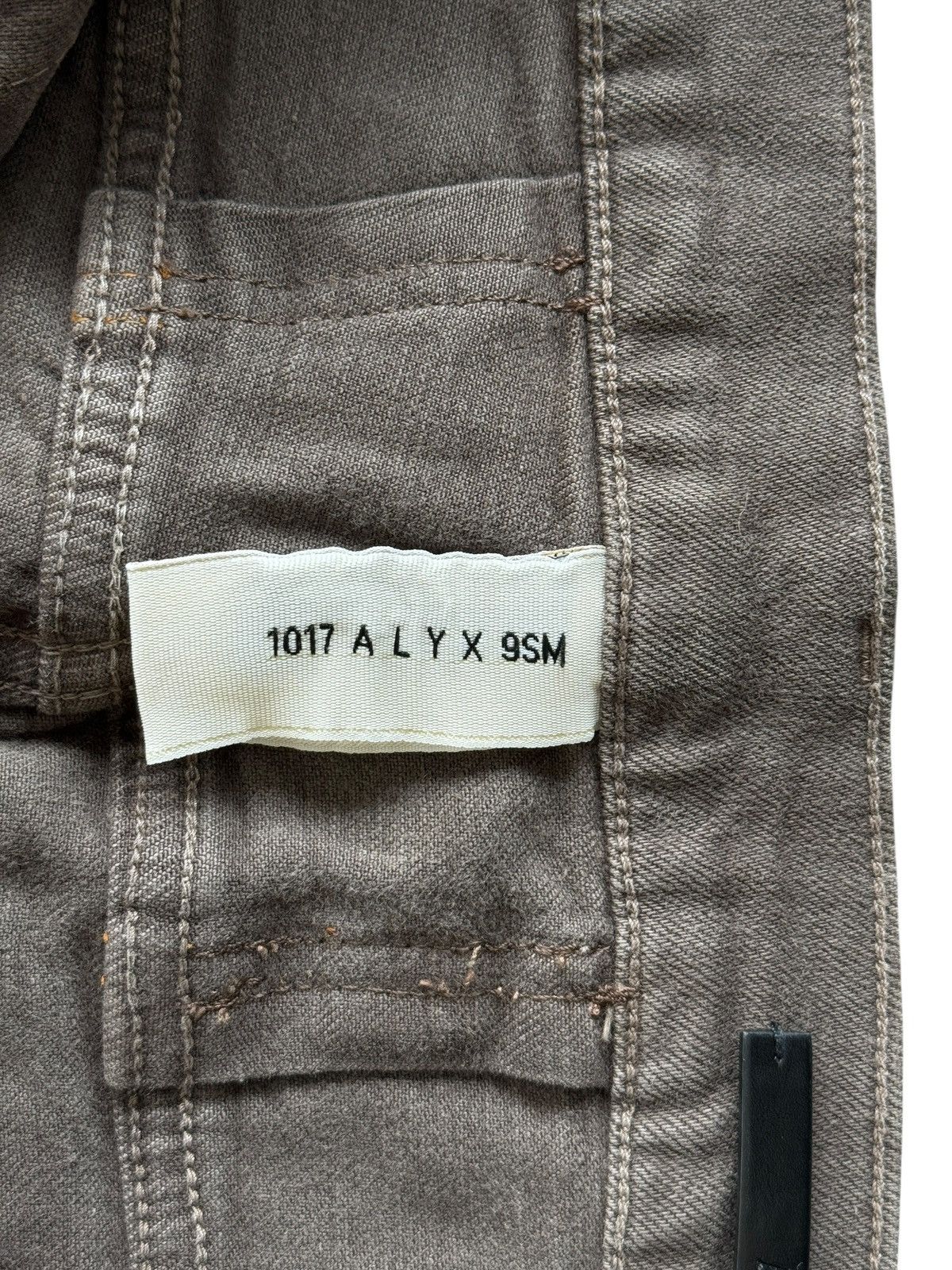 1017 ALYX 9SM 1017 Alyx 9sm Thrashed Distressed All Over Brown Denim Pants Size US 34 / EU 50 - 8 Thumbnail