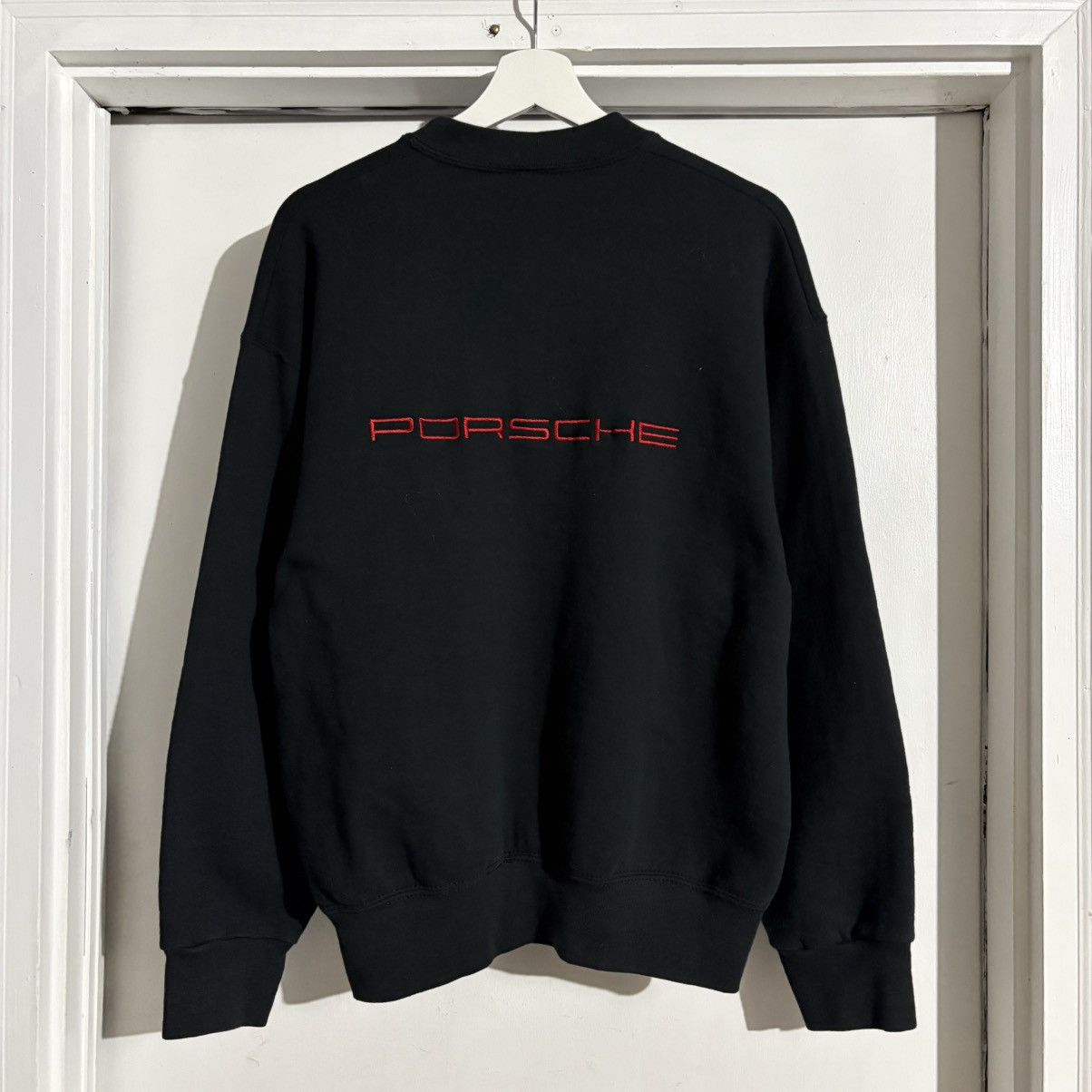 Vintage Porsche black crewneck sweatshirt Size US L / EU 52-54 / 3 - 3 Thumbnail
