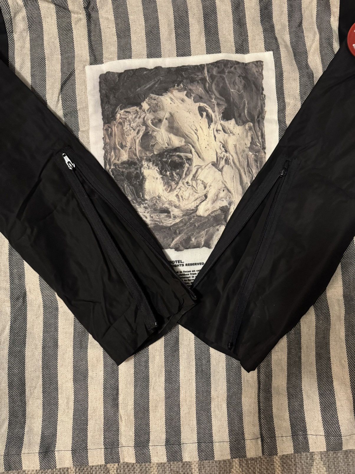 Vision Streetwear Le Trottoir Graphic Twill Back & Black Nylon Jacket Size US L / EU 52-54 / 3 - 3 Thumbnail