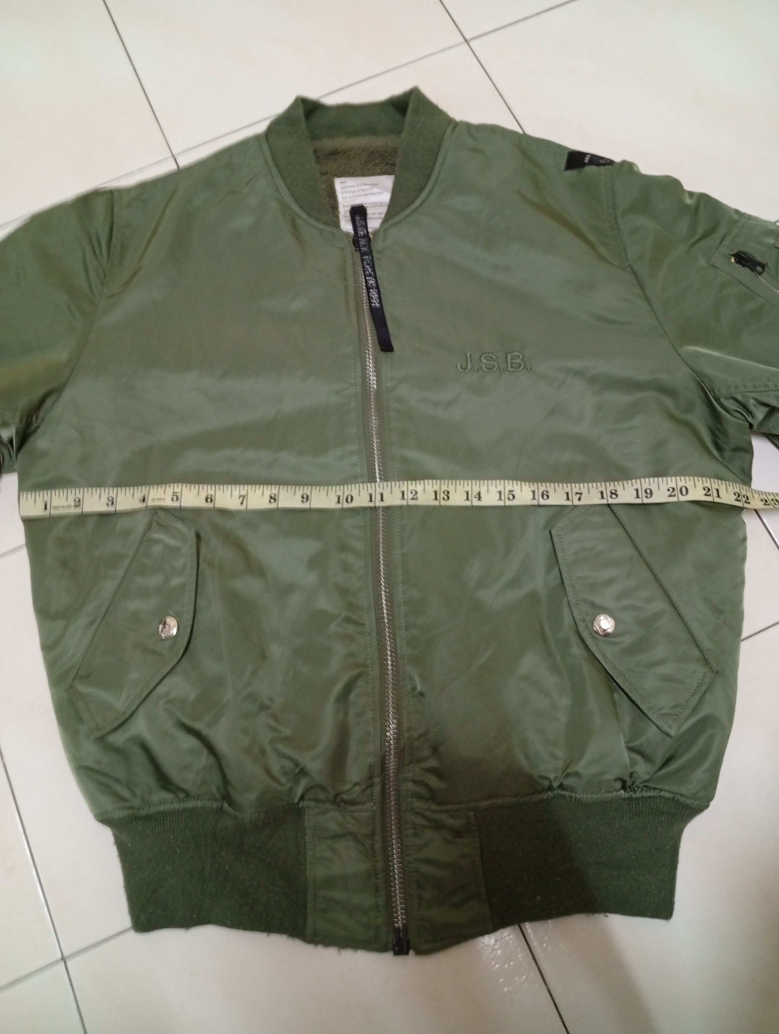 Alpha Industries J.soul brother X alpha industries Size US L / EU 52-54 / 3 - 12 Thumbnail