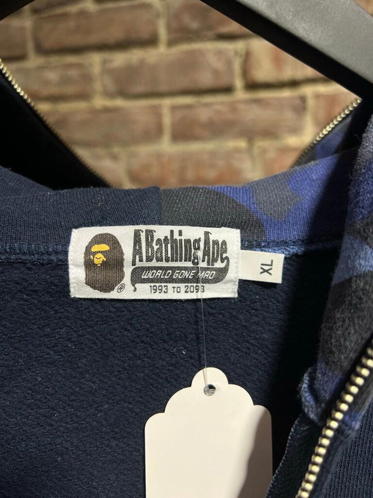 Bape Bape Blue Shark Hoodie Sz.XL Size ONE SIZE - 3 Thumbnail