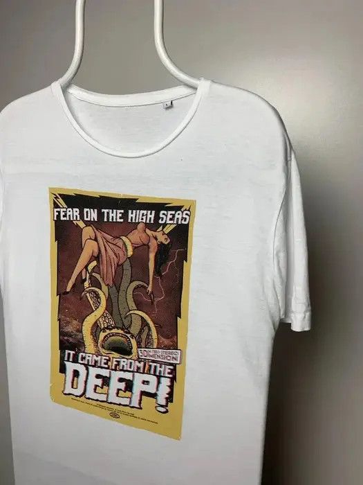 Band Tees The game T-shirt it came from the deep size L vintage Size US L / EU 52-54 / 3 - 2 Thumbnail