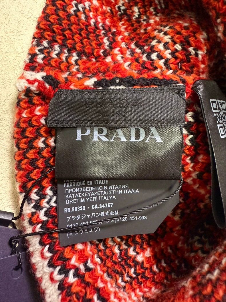 Prada Prada Red and white cashmere knitted cold hat 2502-Nextarro Size ONE SIZE - 4 Thumbnail