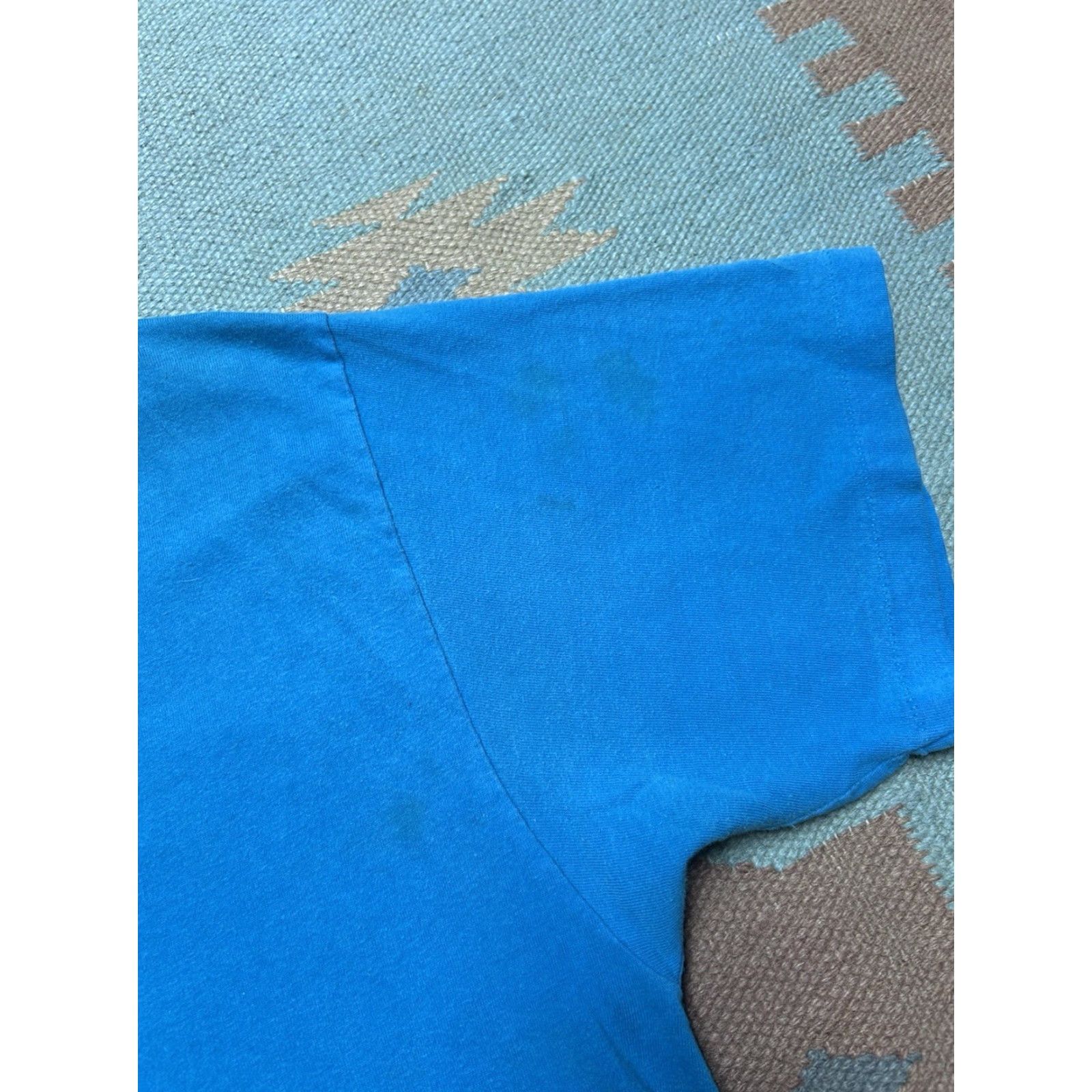 Hanes **80s Vintage Hanes Blue XL T-Shirt** User: Vintage 80s Hanes Blue XL T-Shirt Size US XL / EU 56 / 4 - 7 Thumbnail