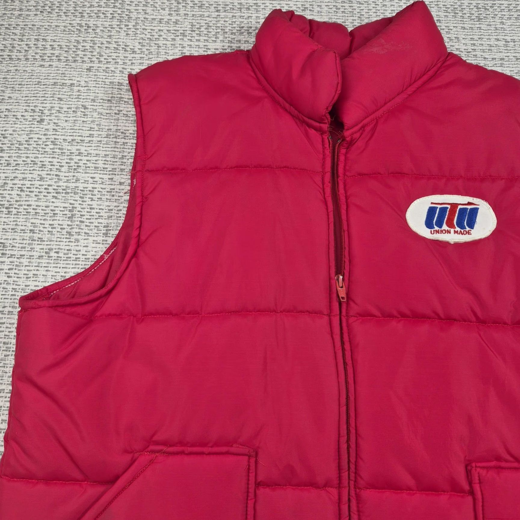 Vintage VINTAGE Swingster Vest Mens Large Red Puffer Quilted Union Made USA 70s 80s Size US L / EU 52-54 / 3 - 2 Thumbnail