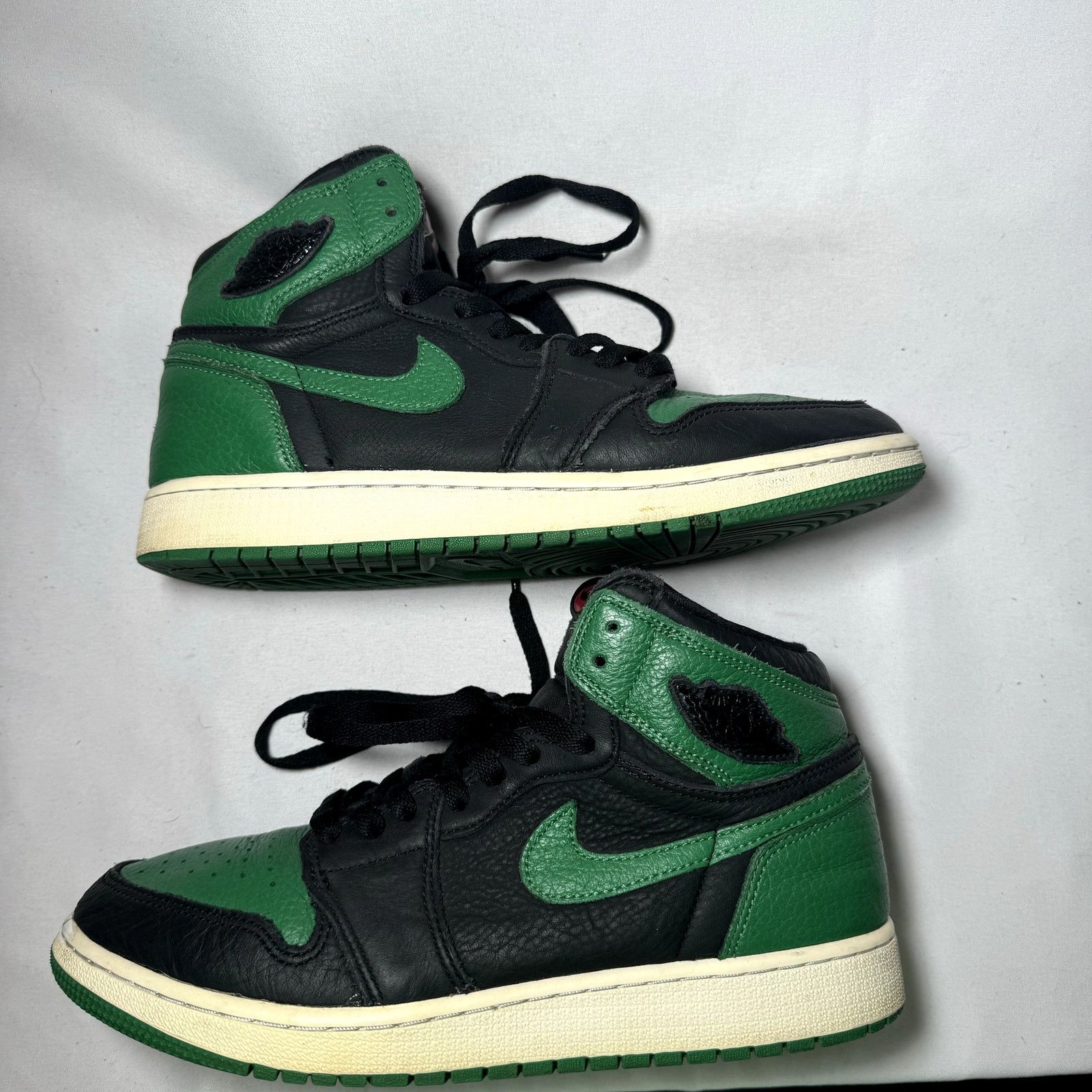 Jordan Brand × Nike Size 7 - Nike Air Jordan 1 Retro High OG GS Pine Green 2.0 Size US 7 / EU 40 - 2 Thumbnail