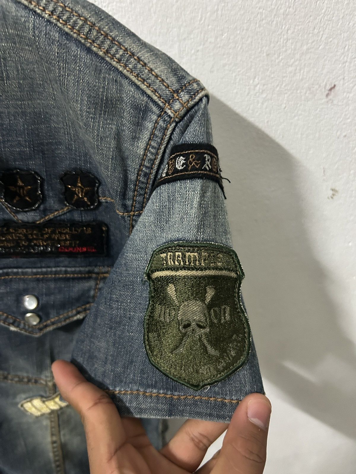 If Six Was Nine Jackrose punk skull patches denim button up Size US M / EU 48-50 / 2 - 6 Thumbnail