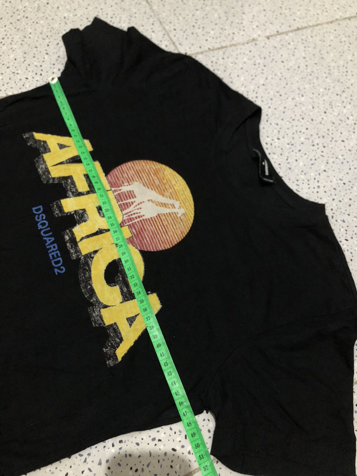 Dsquared2 × Vintage Dsquared2 Africa Black T-Shirt Size M / US 6-8 / IT 42-44 - 9 Thumbnail