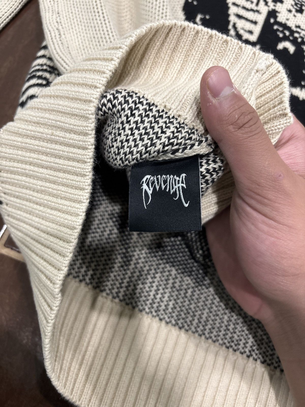 Revenge BRAND NEW Revenge XXXtentacion Collage Knit Sweater Cream XL Size US XXL / EU 58 / 5 - 8 Thumbnail