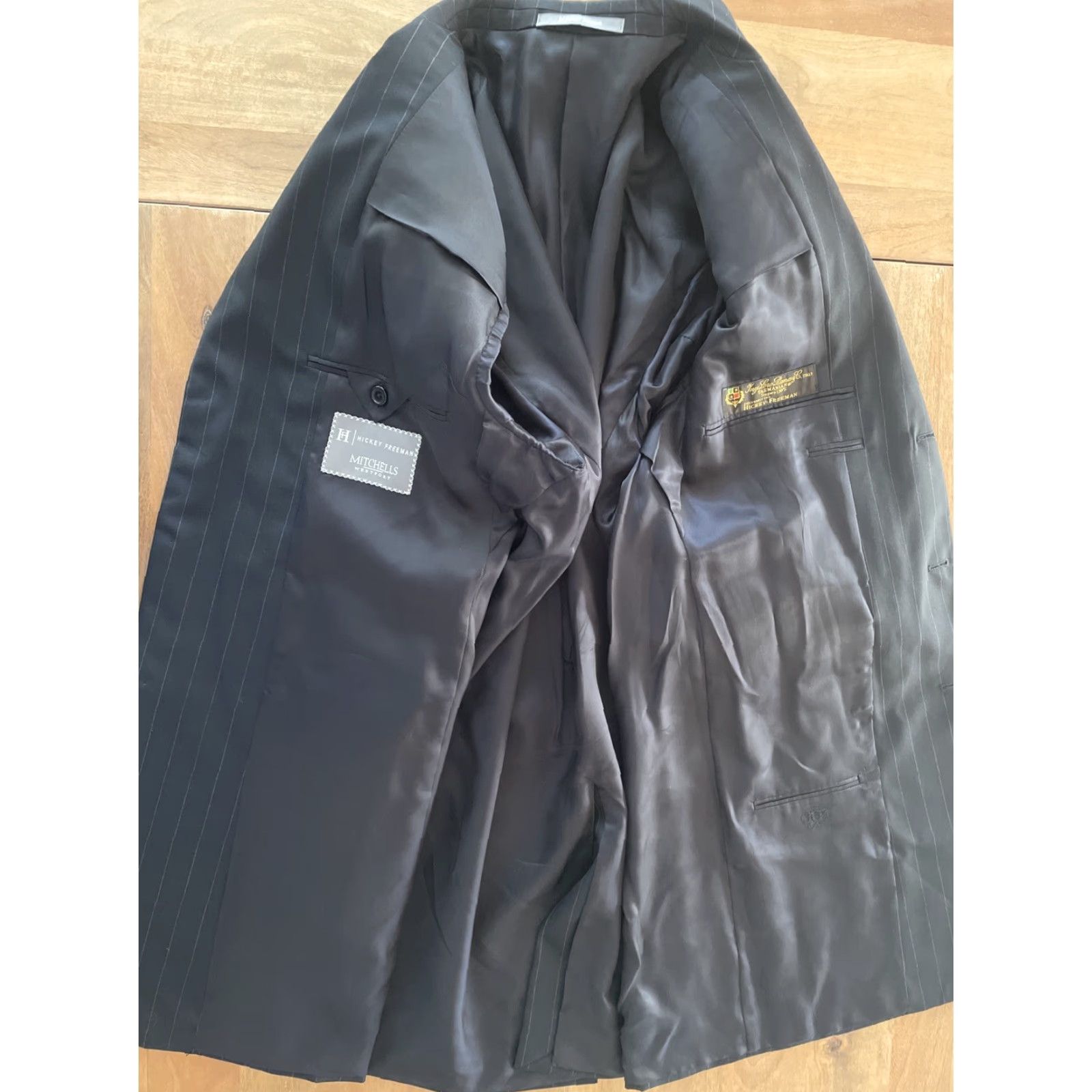 Vintage Hickey Freeman Blazer Single-Breasted 3-Button Black Wool 44L MINT Mens Suit Jacket Pocket Lining Cupro Pinstripe Vintage: No Size 44R - 7 Thumbnail