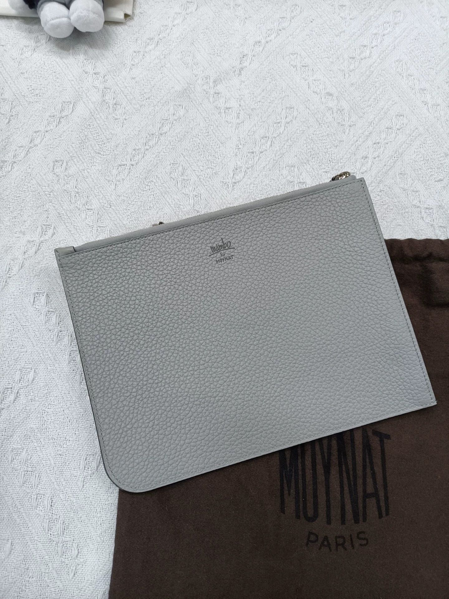 Moynat Moynat Gray Clutch 22.5x17.5 Unused Dust Bag Size ONE SIZE - 2 Thumbnail