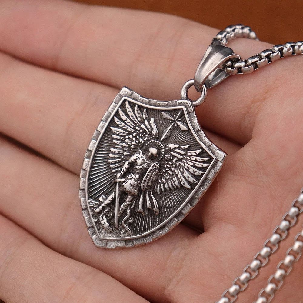 Jewelry Great Powerful Man Necklace Size ONE SIZE - 5 Thumbnail