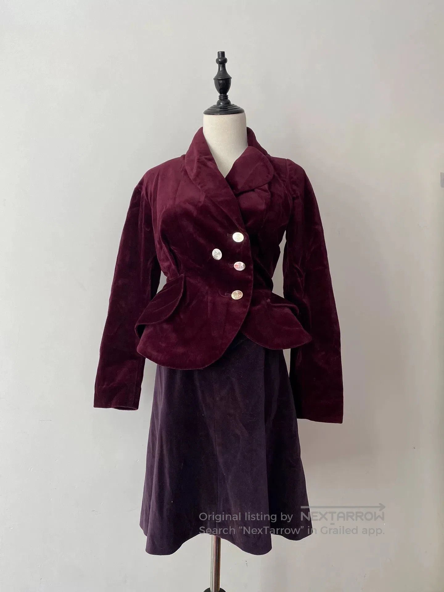 Vivienne Westwood vivienne westwood burgundy velvet blazer outfit. Size M / US 6-8 / IT 42-44 - 1 Thumbnail