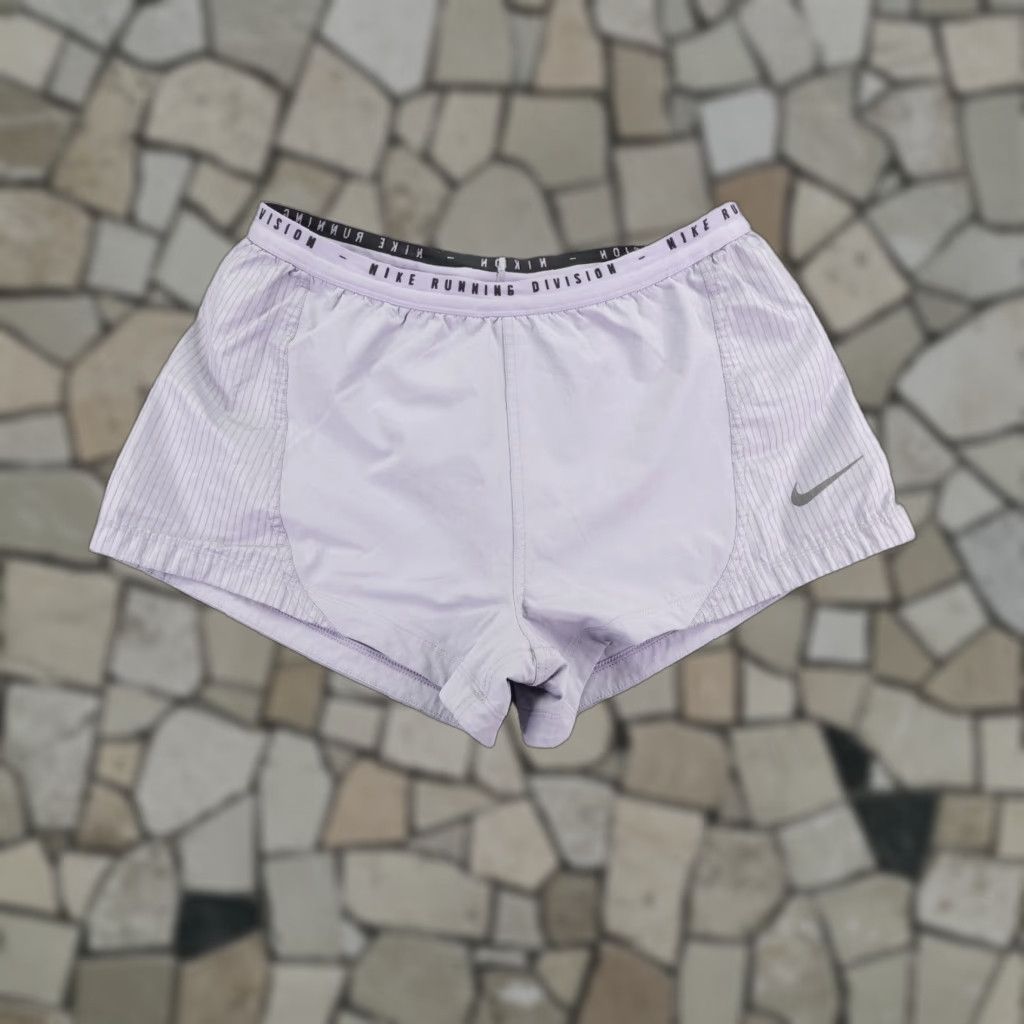 Nike Nike Shorts Womens Medium Purple Lined Run Division Tempo Luxe 3" Running Gym Size 28" / US 6 / IT 42 - 1 Thumbnail