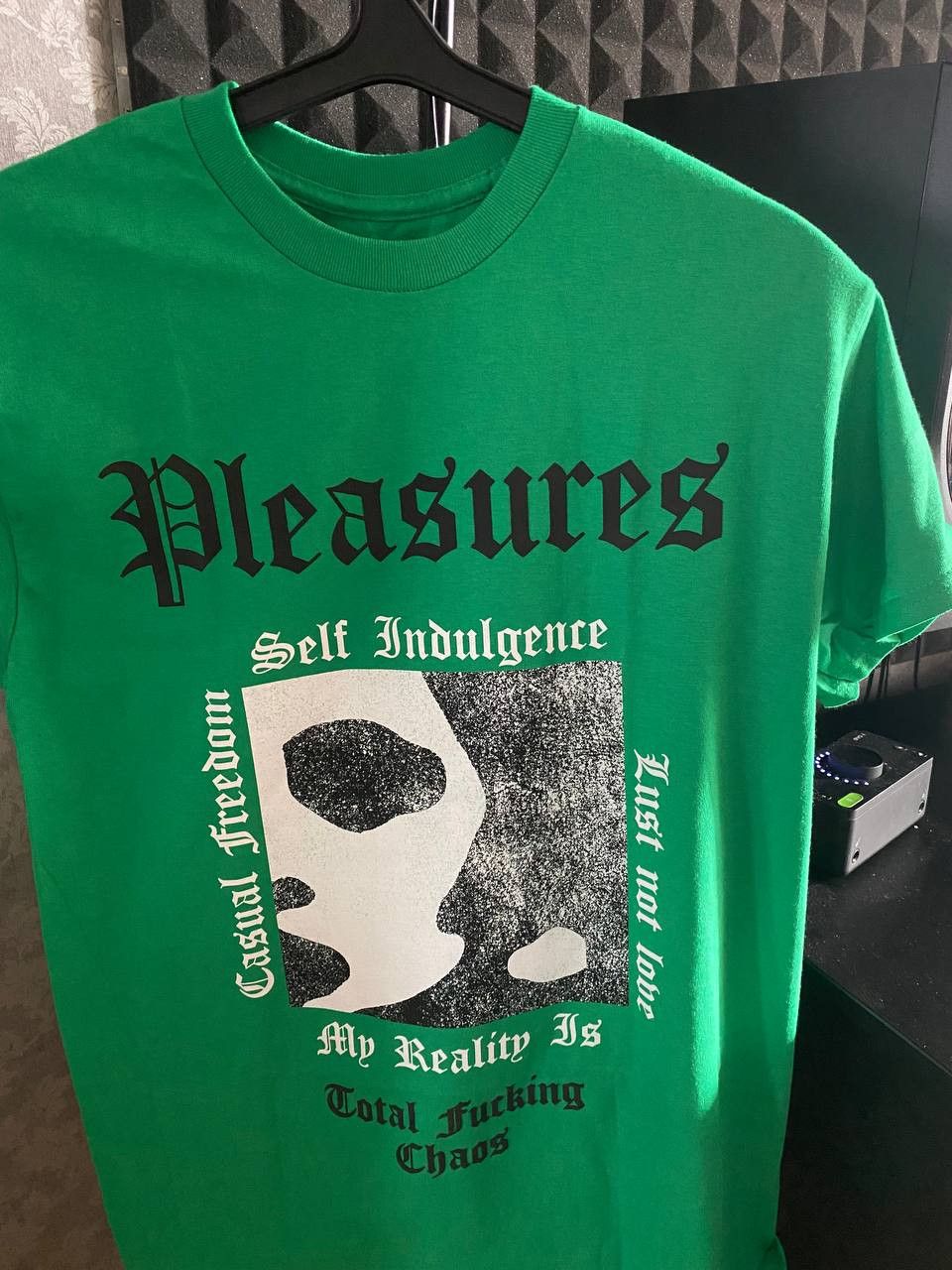 Pleasures Pleasures - Out Of My Head Tee Size US M / EU 48-50 / 2 - 4 Thumbnail
