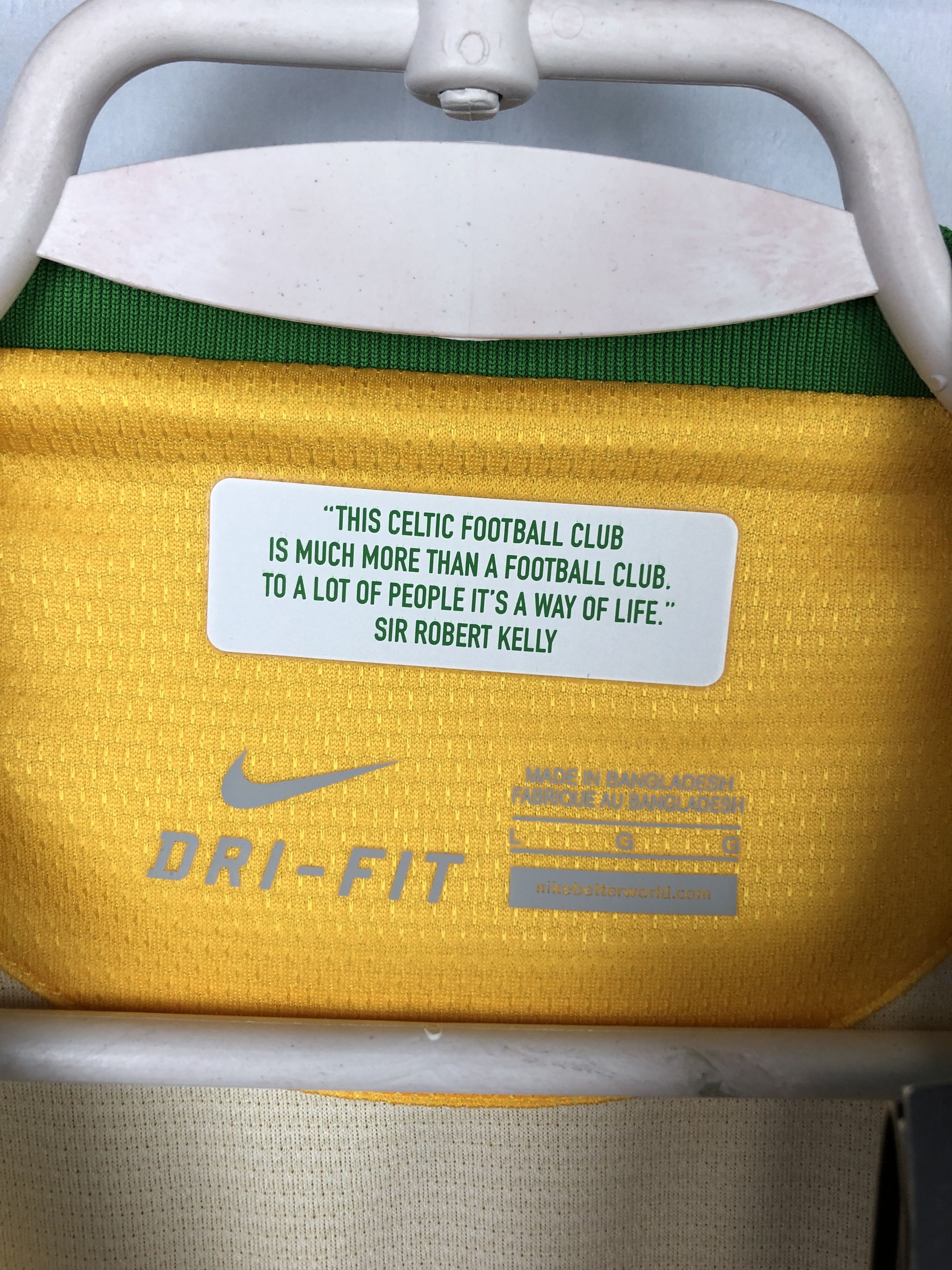 Nike Celtic football shirt 2013 Soccer Nike Jersey Trikot New Size US L / EU 52-54 / 3 - 4 Thumbnail