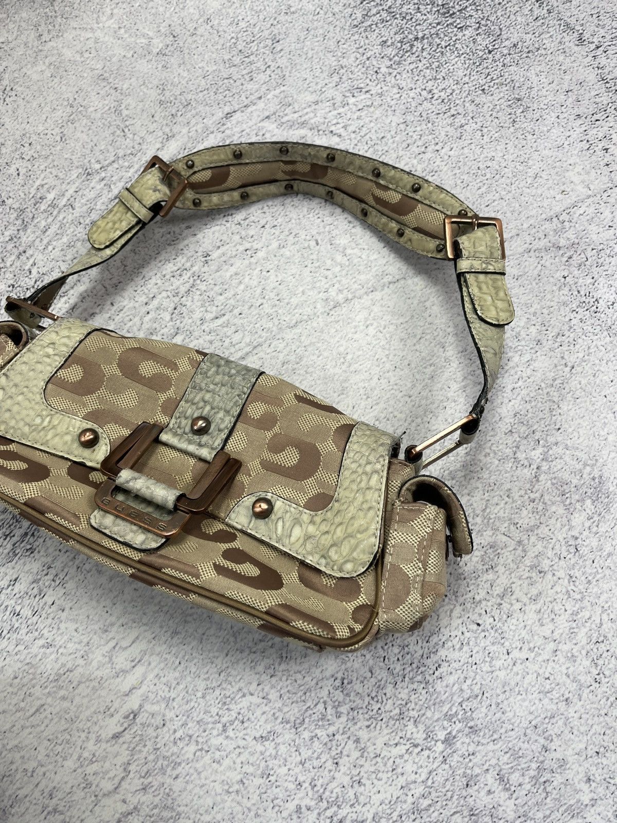 Guess Vintage 00’s GUESS Cloth Handbag Monogram Y2k Avant Garde Size ONE SIZE - 3 Thumbnail