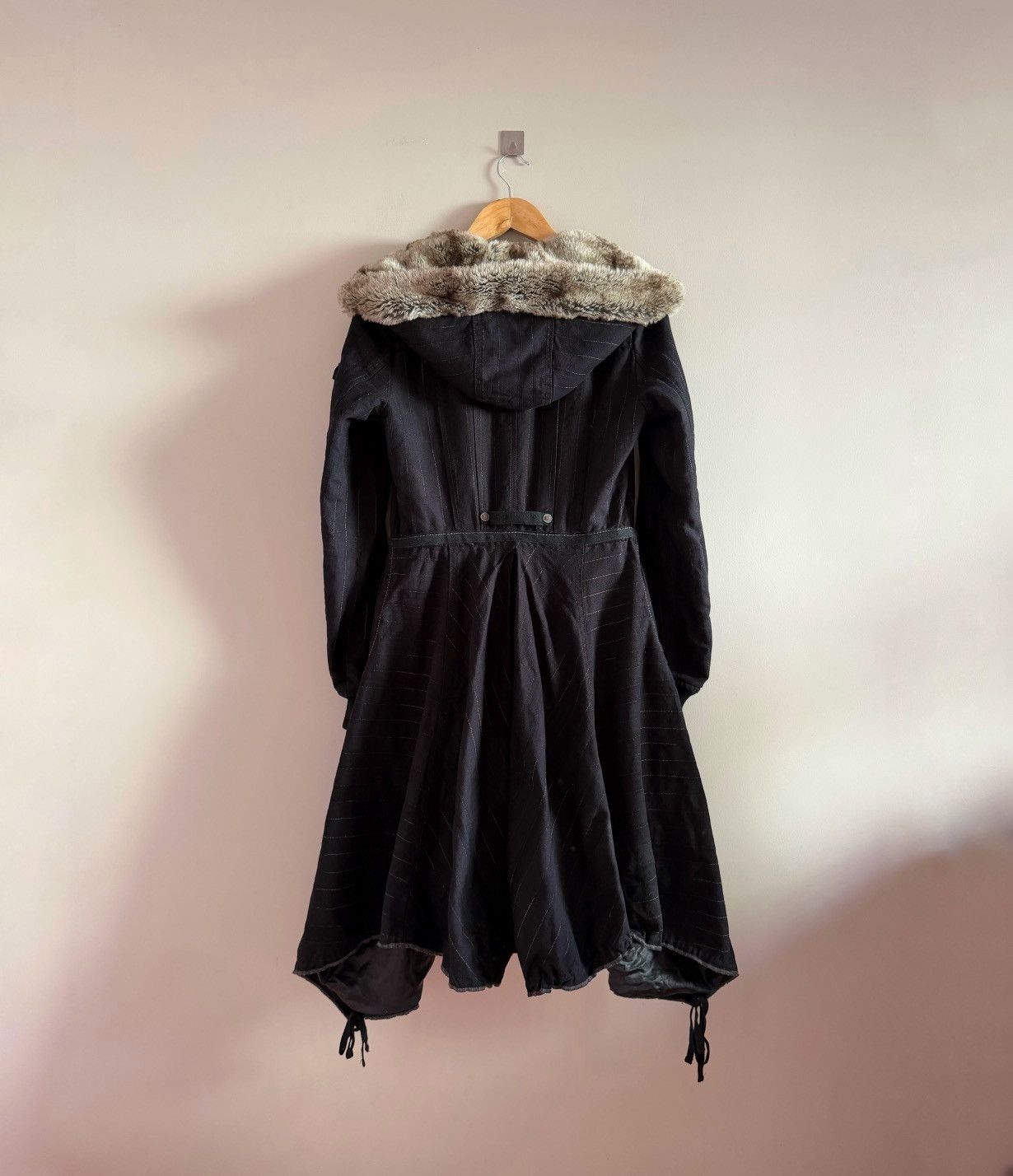 Marithe + Francois Girbaud Marithé François Girbaud Hooded Fur Lined Coat Size L / US 10 / IT 46 - 10 Thumbnail