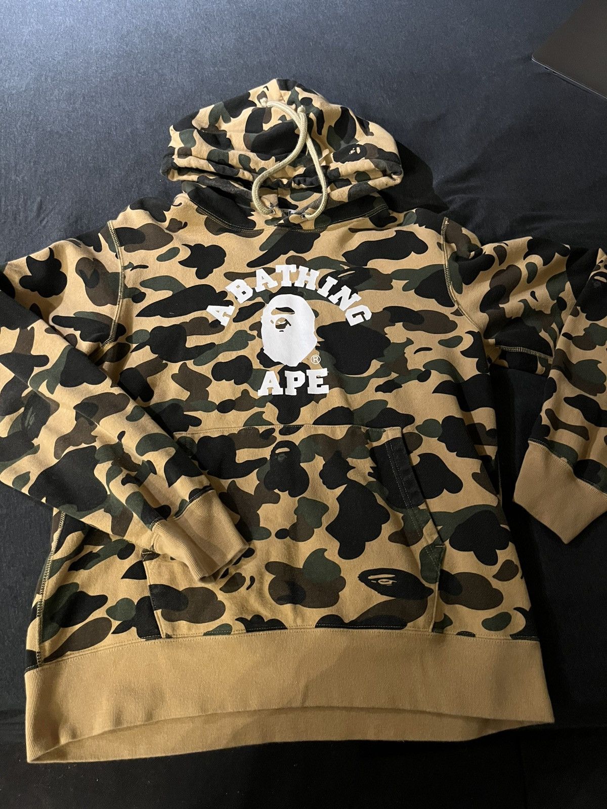 Bape Bape camo hoodie size L Size US L / EU 52-54 / 3 - 1 Thumbnail