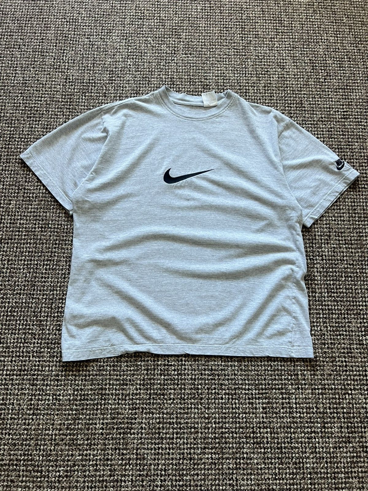 Nike Vintage Nike Tee T-Shirt Big Logo Swoosh Size US L / EU 52-54 / 3 - 3 Thumbnail