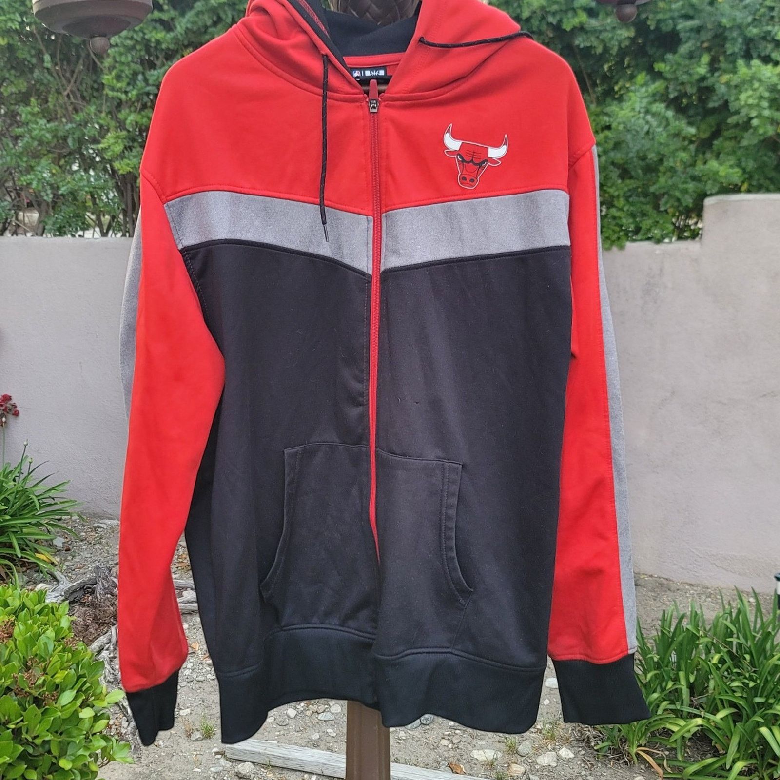 NBA NBA UNK Chicago Bulls Full-Zip Hoodie Size US XL / EU 56 / 4 - 2 Thumbnail