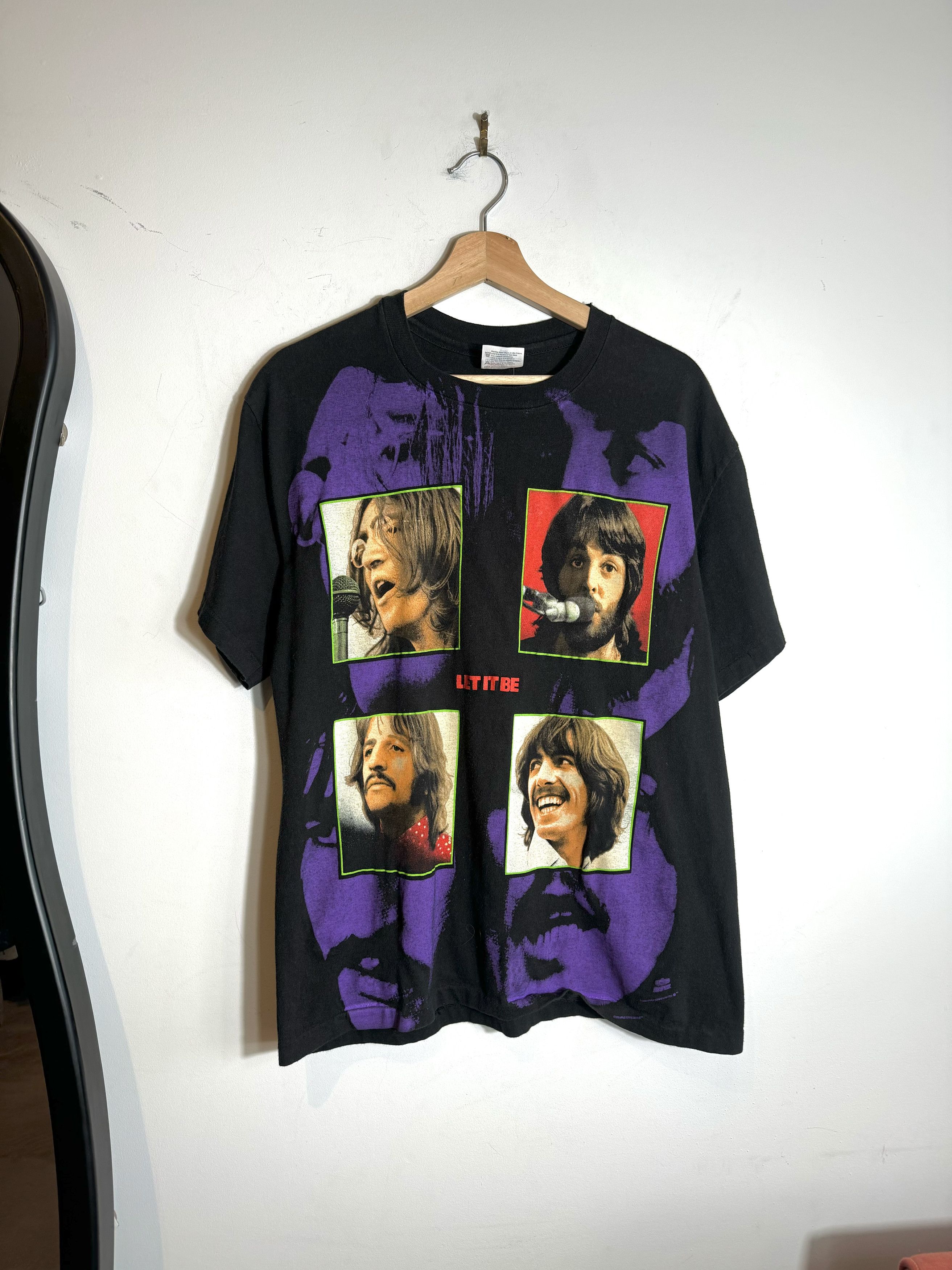 Vintage Vintage 1994 The Beatles Let It Be AOP Tshirt Size L Size US M / EU 48-50 / 2 - 1 Thumbnail