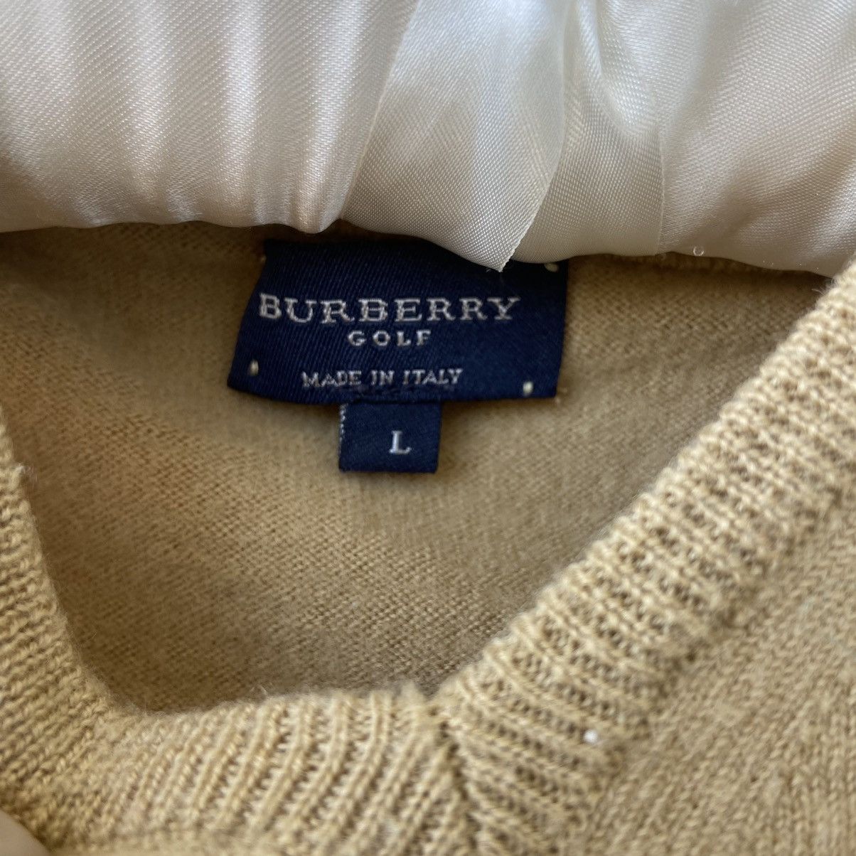 Burberry Vintage Burberry Sweater Vest Size S / US 4 / IT 40 - 4 Thumbnail