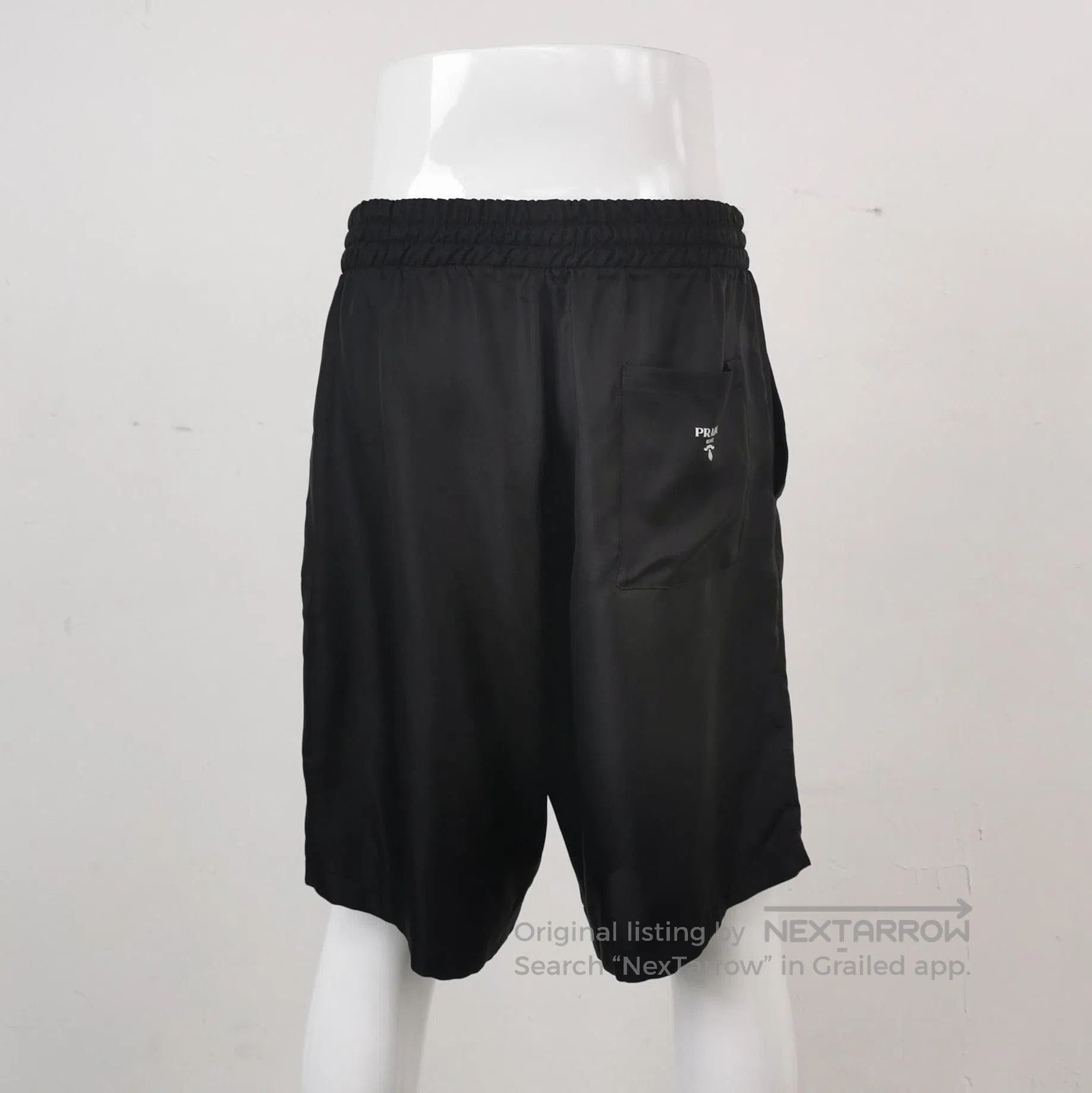 Prada Prada Silk Logo Shorts in Size M . Size 25" / US 0 / IT 36 - 2 Thumbnail