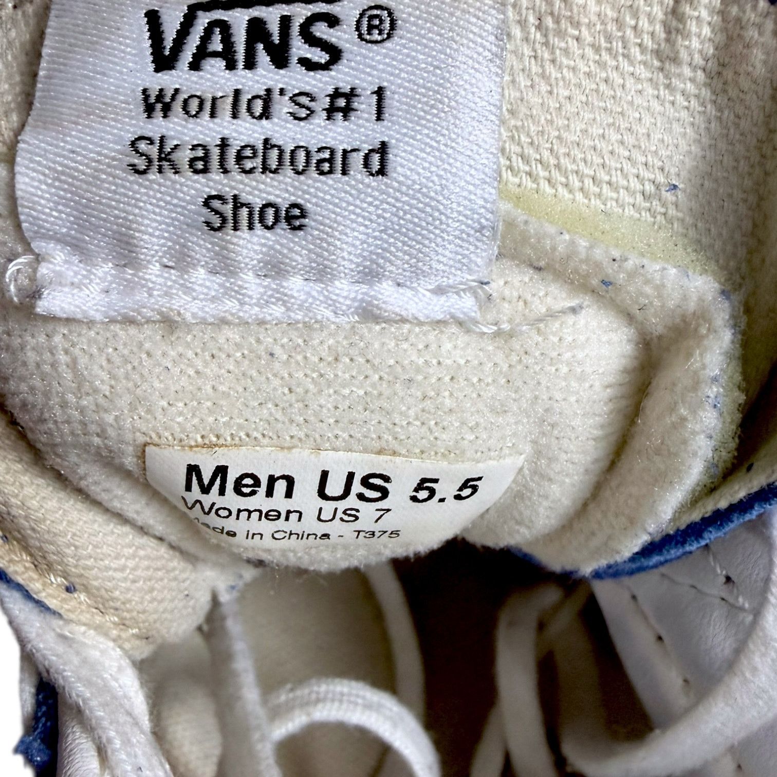 Vans Vans Paisley Floral Blue High Top Sneakers Skateboard W7 Size US 7 / IT 37 - 5 Thumbnail