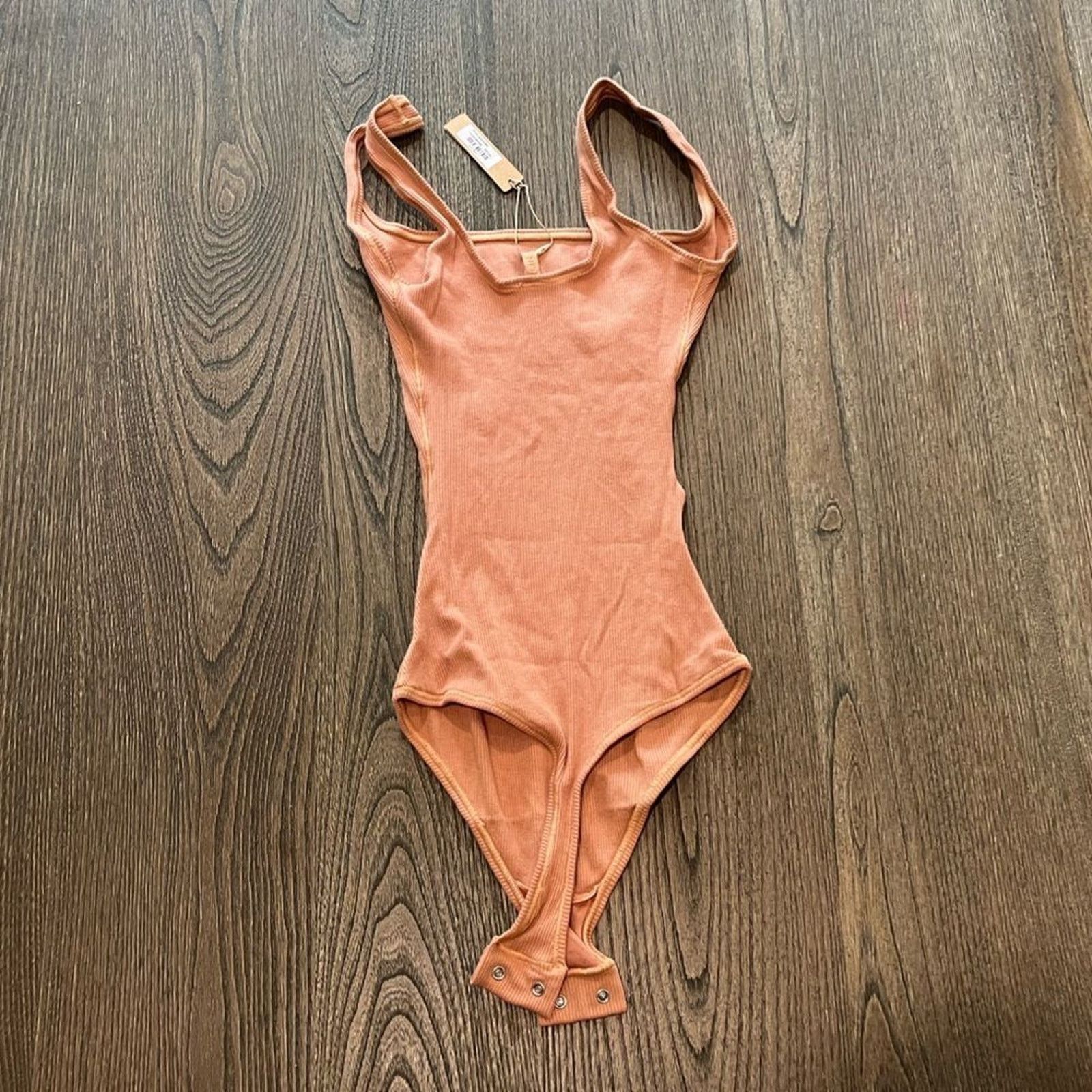 SKIMS NWT Skims Ribbed Stretch Cotton Bodysuit Sedona Size XXS Size XXS / US 00 / IT 34 - 5 Thumbnail