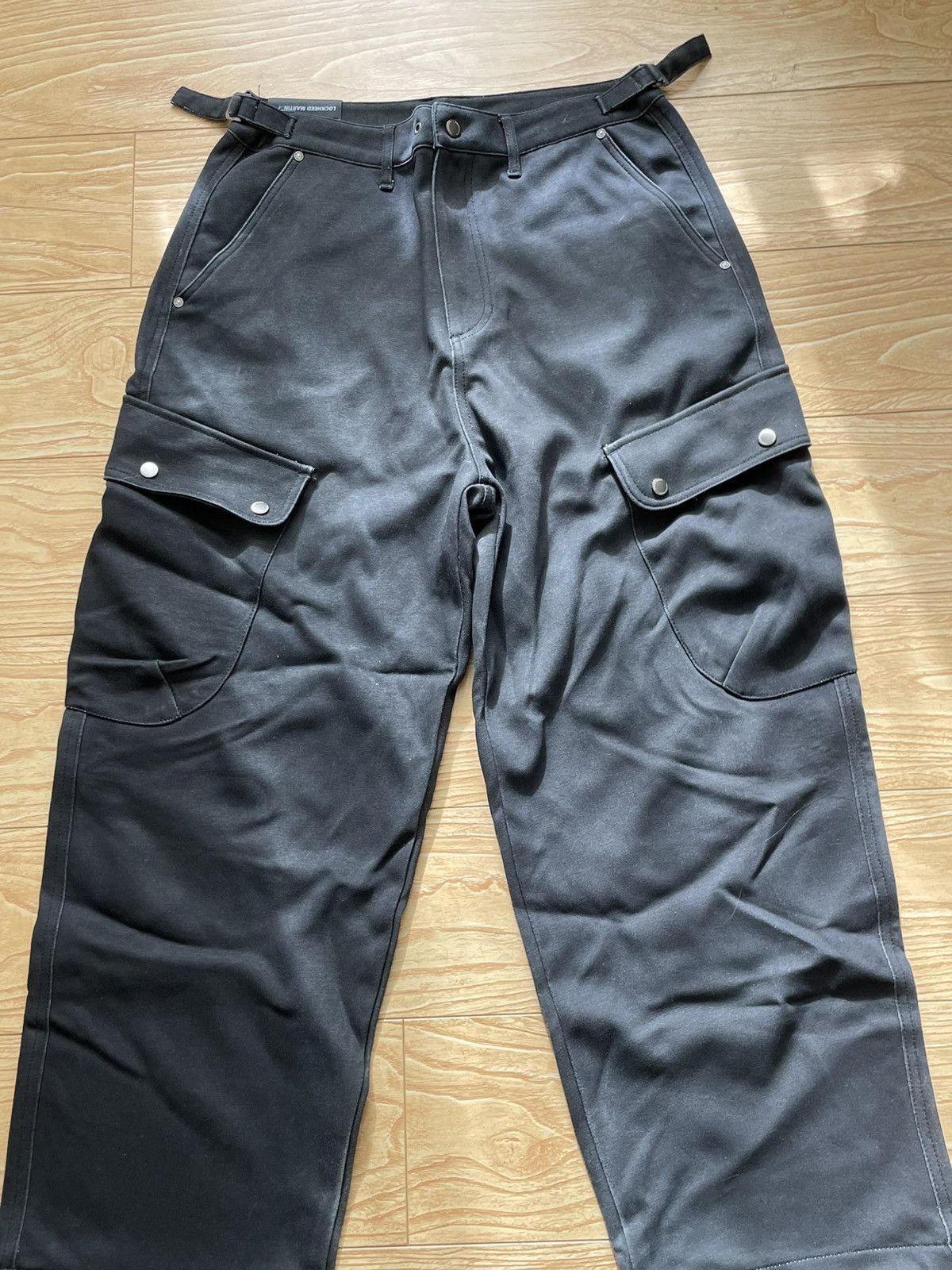 Japanese Brand Lockheed Martin 002 Cargo Size US 30 / EU 46 - 1 Thumbnail