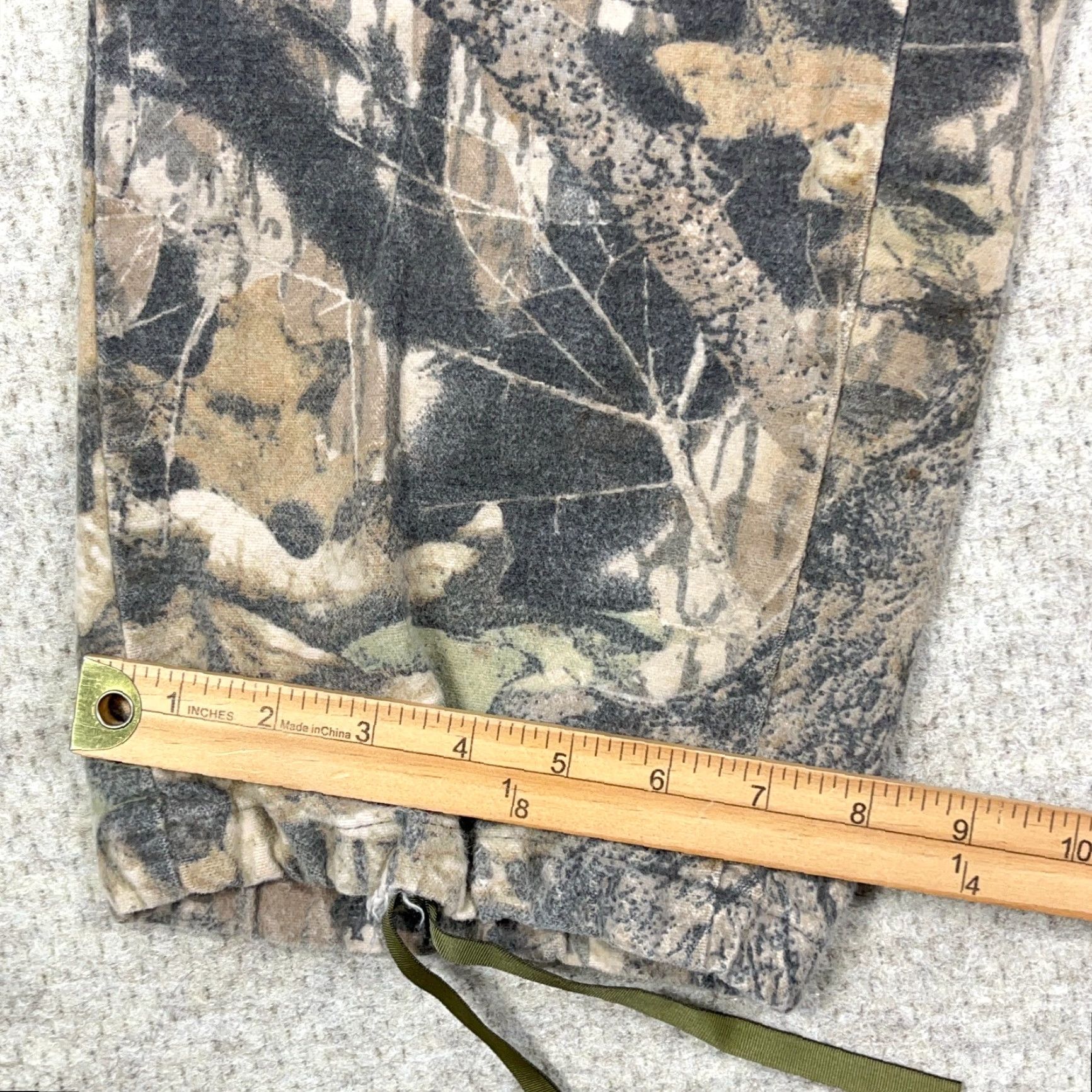 Realtree VINTAGE Realtree Camouflage Cargo Pants Men 34x31 Baggy 90s Chamois USA Cotton Canvas Brown 5-Pocket Design, Cargo, Relaxed, Straight Mens Size US 34 / EU 50 - 7 Thumbnail