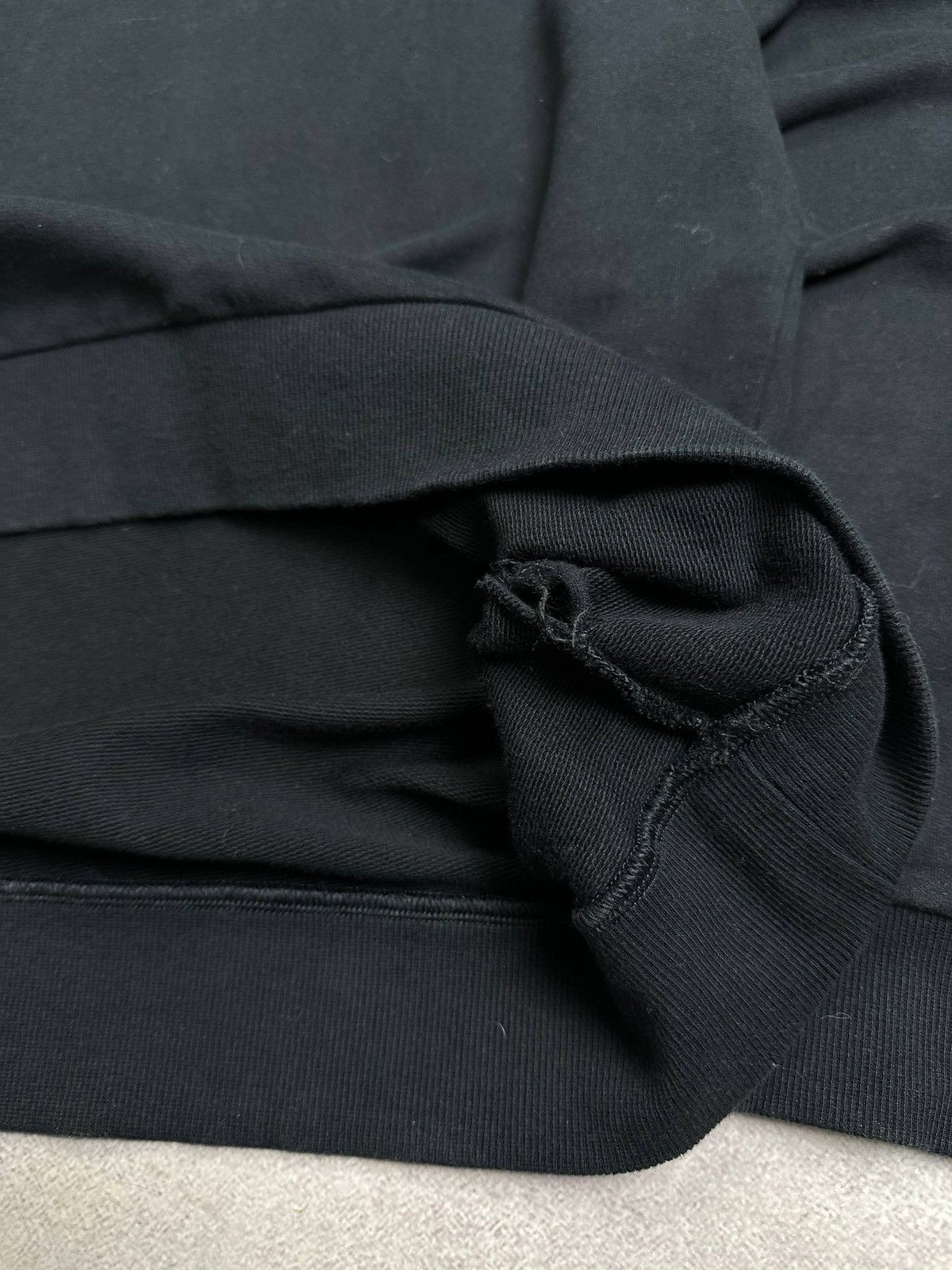 Oakley Vintage Oakley Software Big Logo Black Sweatshirt Rare XL Size US XL / EU 56 / 4 - 3 Thumbnail