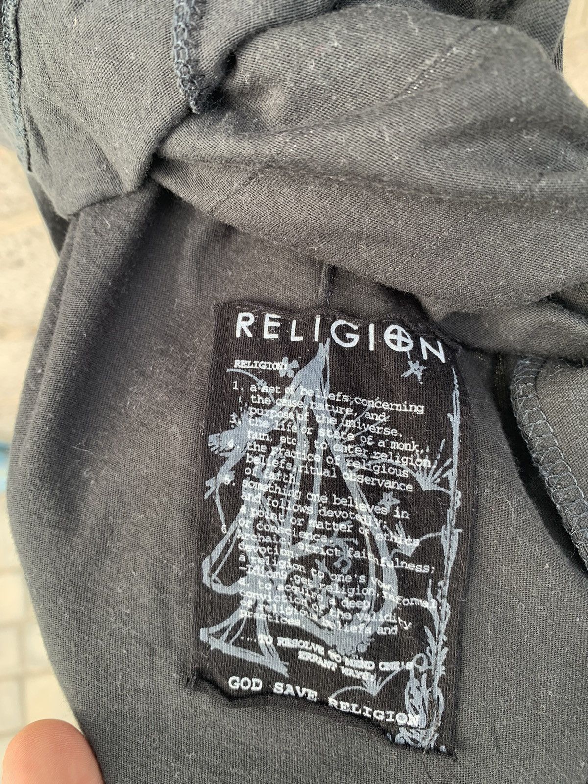 Vintage Religion T Shirt Y2K Size US M / EU 48-50 / 2 - 7 Thumbnail
