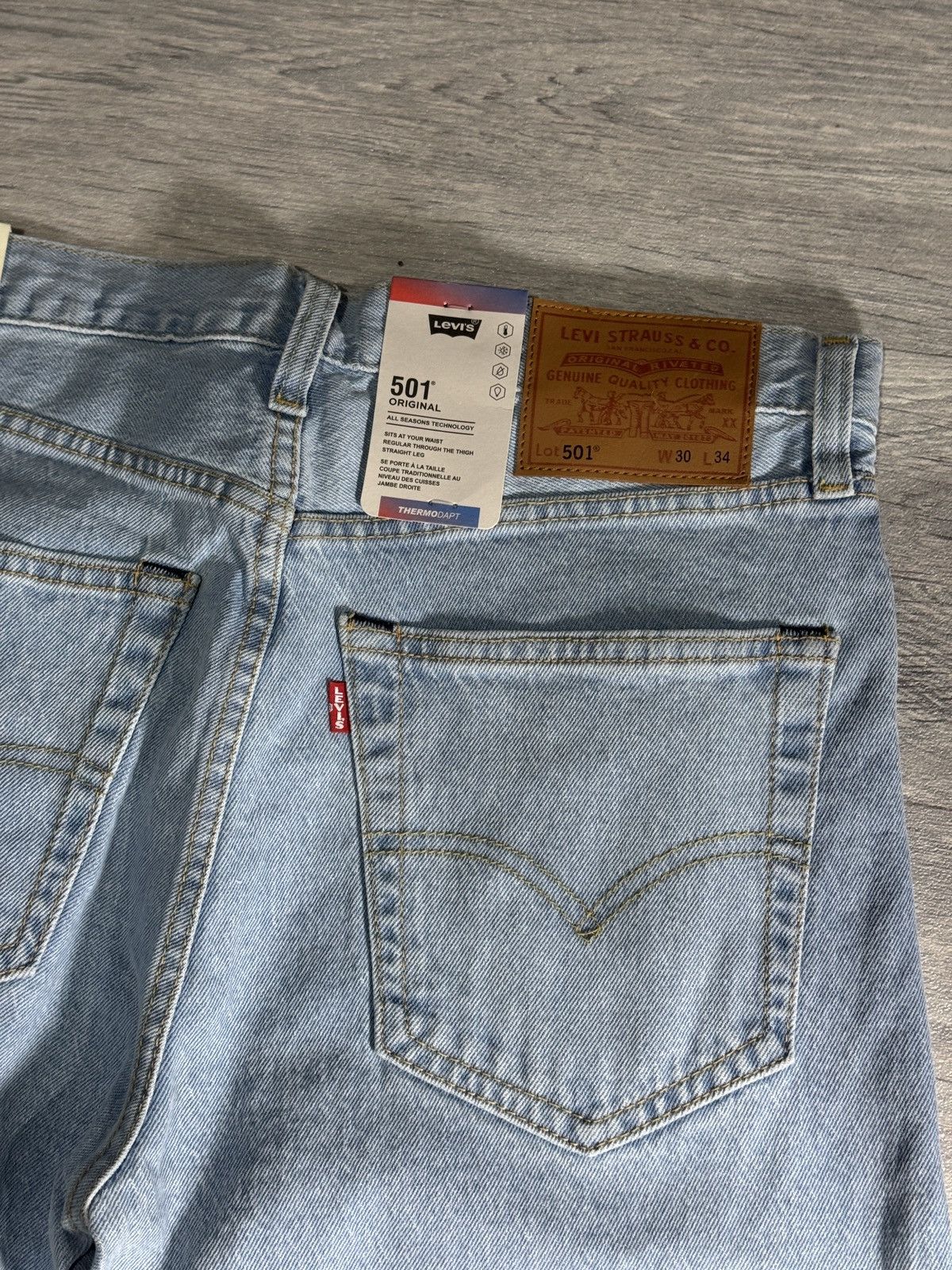 Levi's Levi’s 501 Thermodapt Jeans in light blue – W30 L34 Size US 30 / EU 46 - 5 Thumbnail