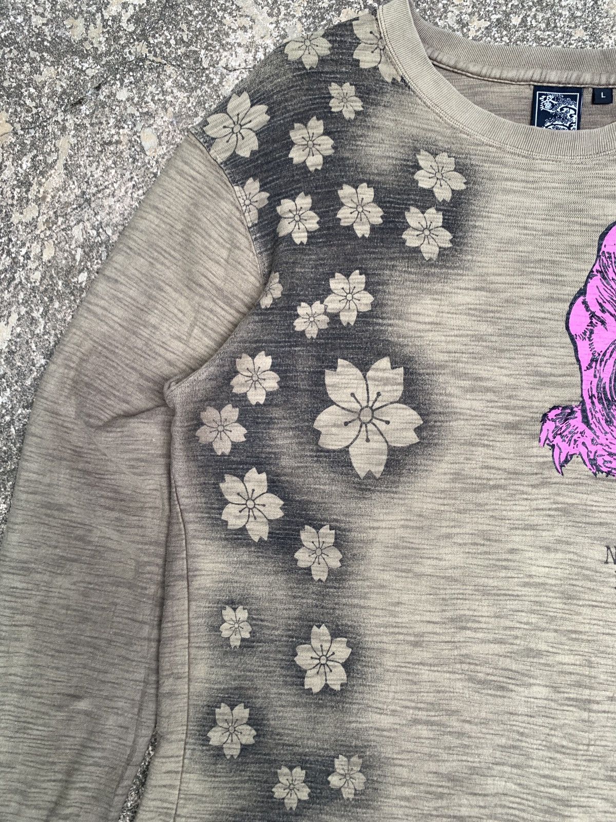 Japanese Brand NTN Team Sukajan Lion Sakura Army Green Longsleeve Tee Size US L / EU 52-54 / 3 - 5 Thumbnail