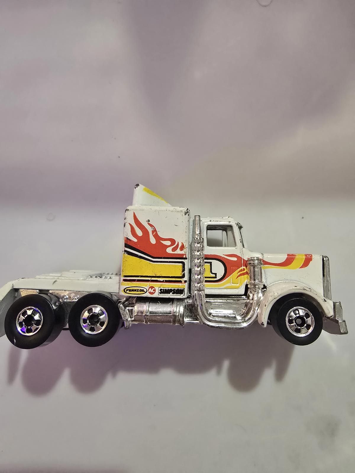 Other Rare Vtg 1982 Hot Wheels LONG SHOT Kenworth Semi Truck Cab Size ONE SIZE - 2 Thumbnail