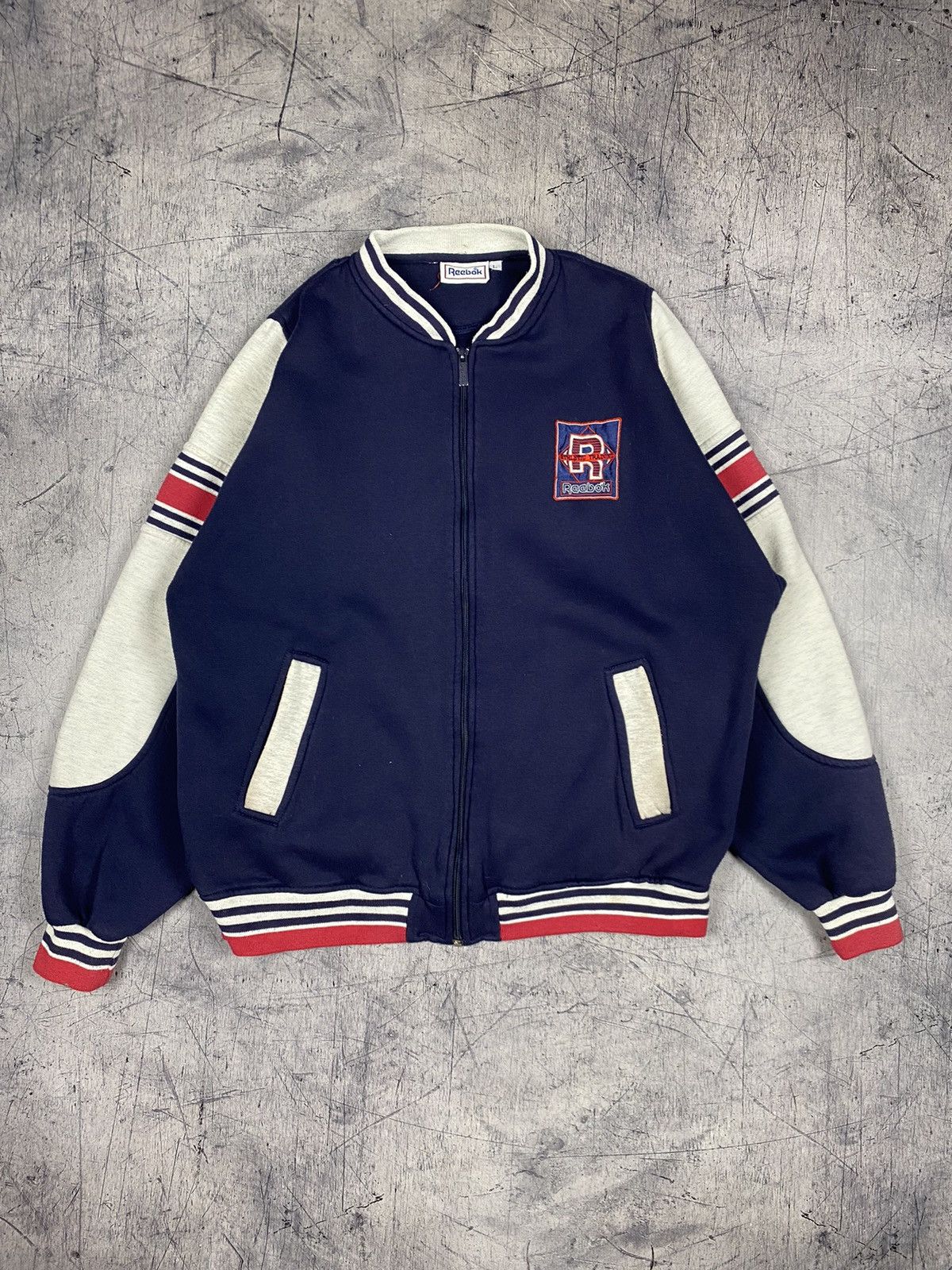 Reebok Vintage Reebok Athletic Training Bog Logo Bomber Jacket Size US L / EU 52-54 / 3 - 5 Thumbnail