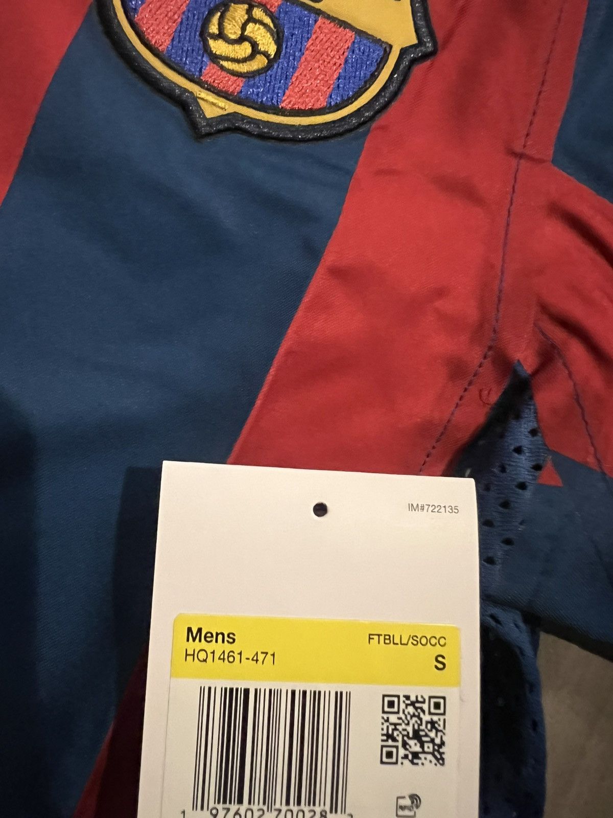 Nike Size S Nike FC Barcelona 05/06 Reissue Long-Sleeve Jersey Size US S / EU 44-46 / 1 - 5 Thumbnail