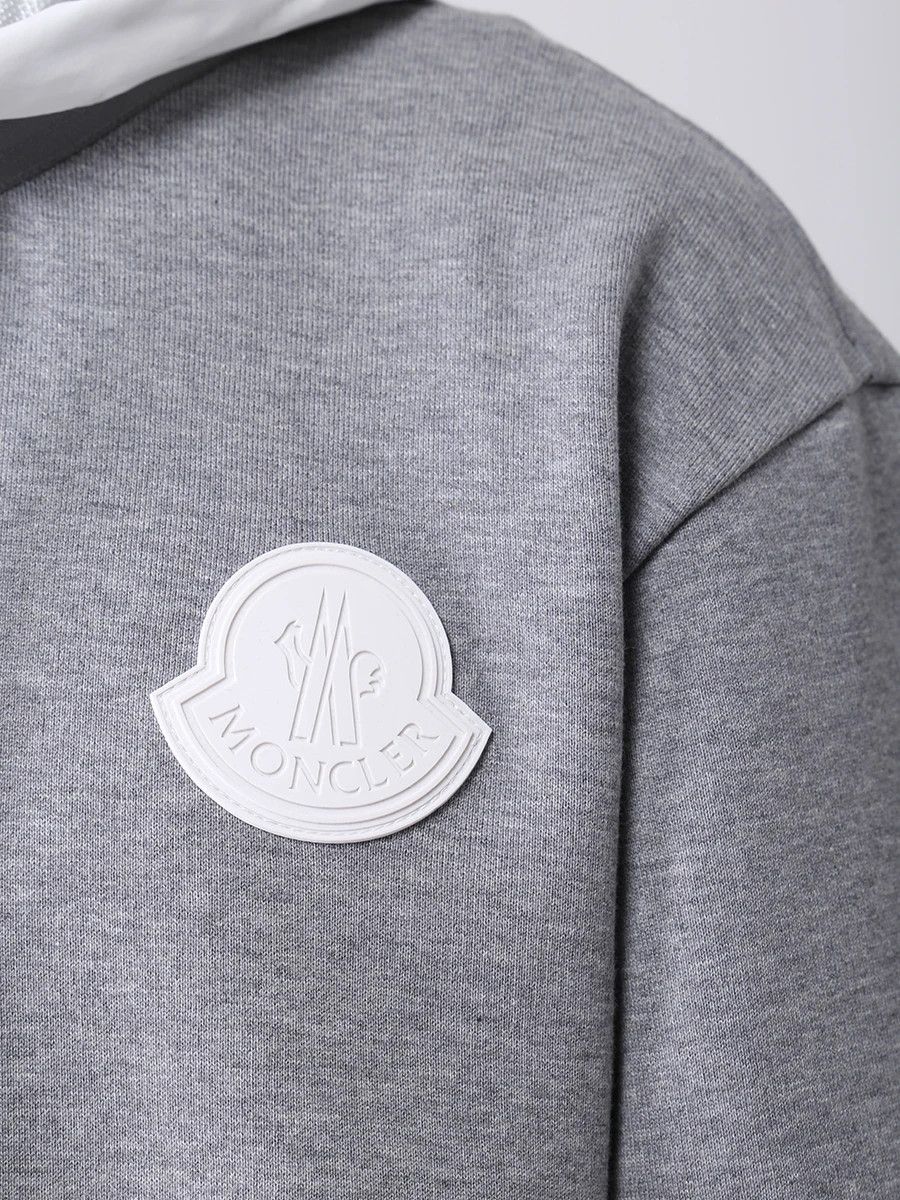 Moncler o1tko10825 Logo Hoodie in Grey Size US L / EU 52-54 / 3 - 5 Thumbnail