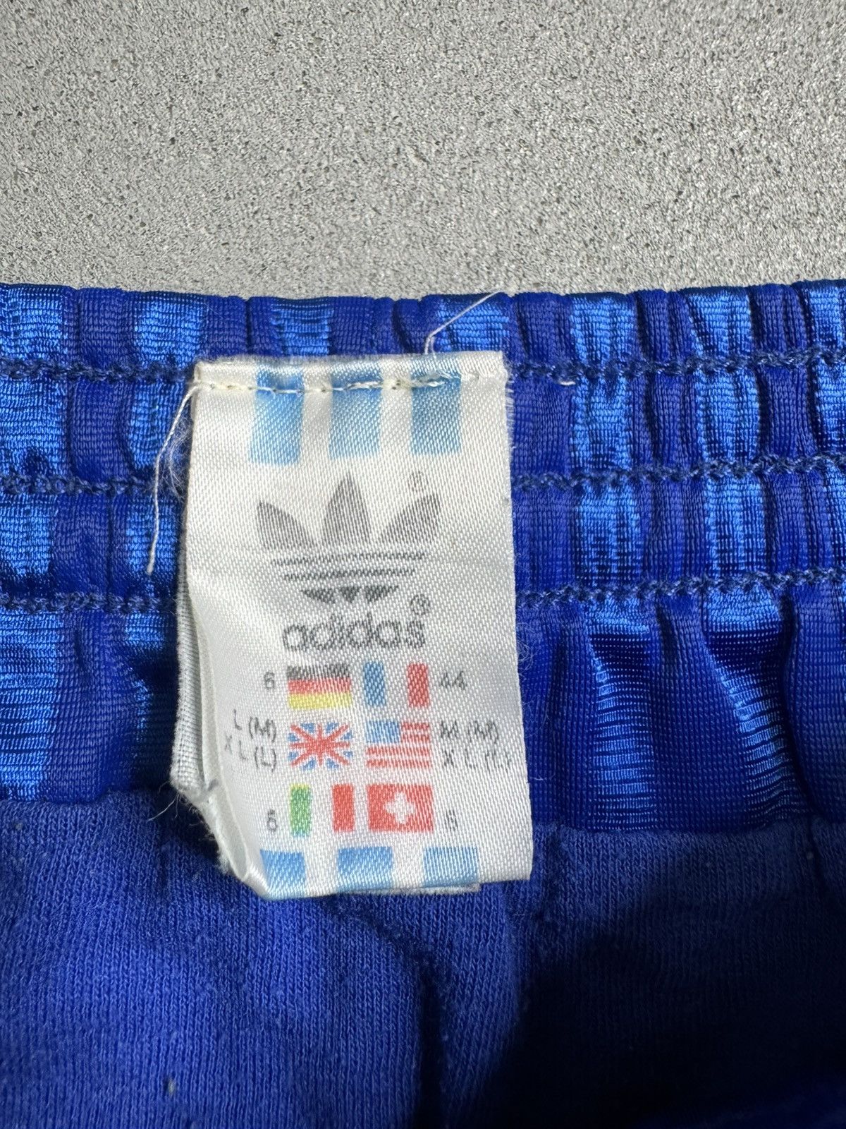 Adidas Vintage Adidas Shorts 90s Retro 3 Stripes Style 🔥 Size US 32 / EU 48 - 3 Thumbnail