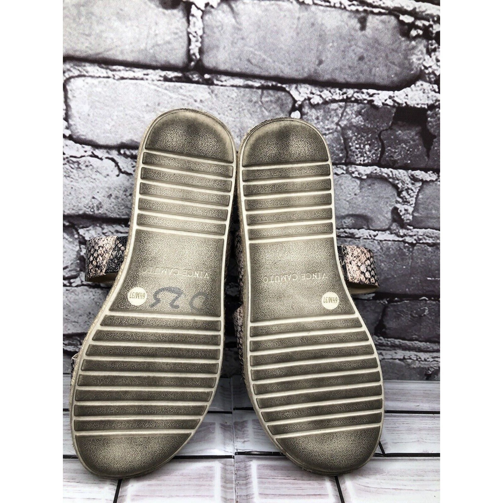 Vince Camuto Vince Camuto Rynnah Ivory Leather Snake Espadrille Sandals W Size US 6.5 / IT 36.5 - 13 Thumbnail